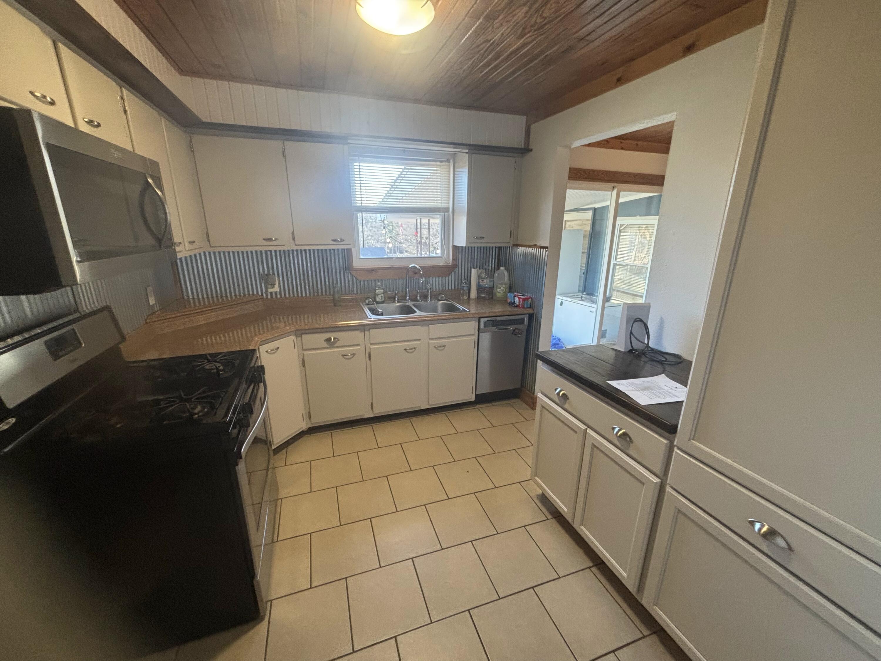 8612 Sapper Street Property Photo 15