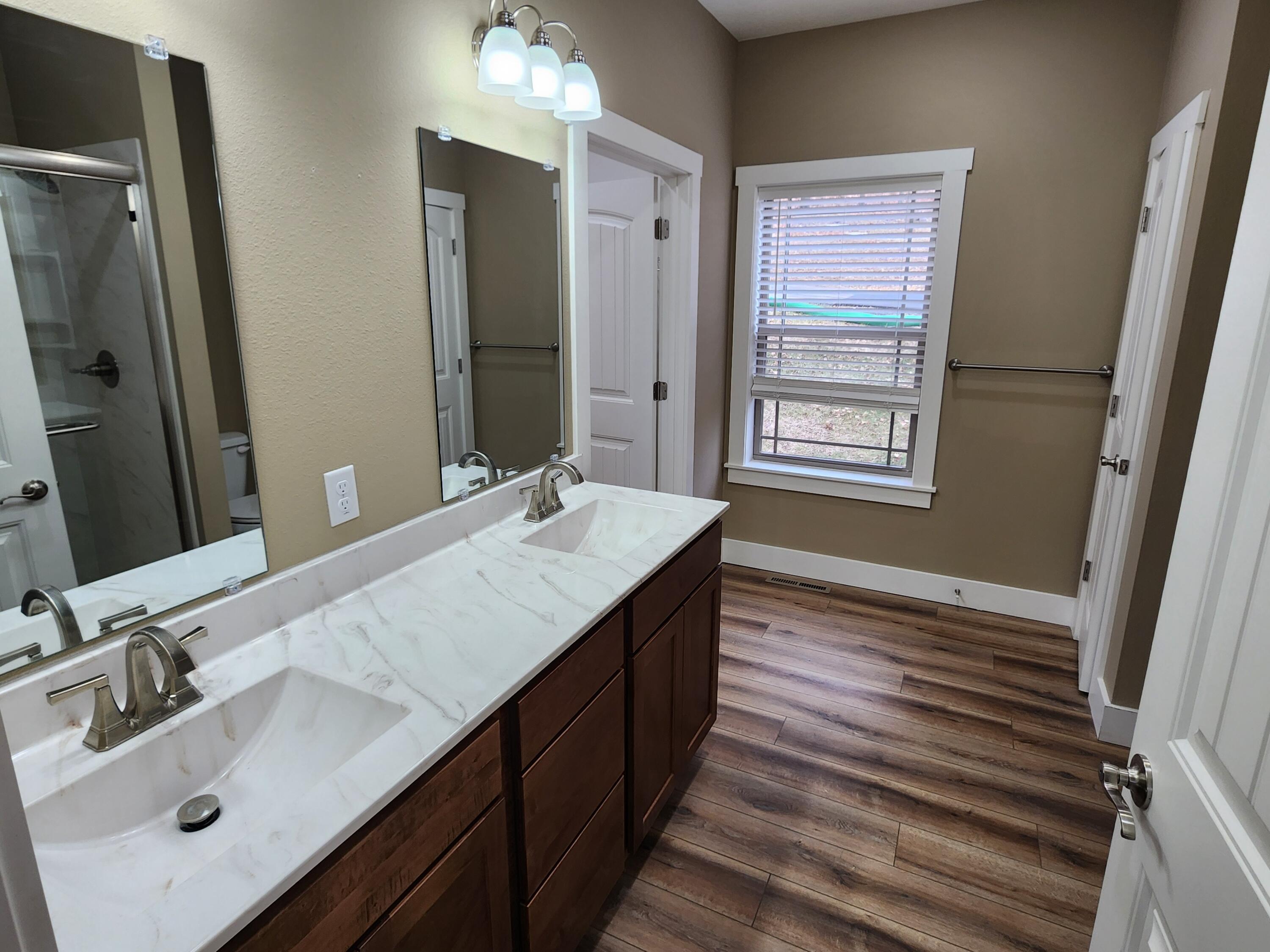 158 Grand Pointe Drive Property Photo 14