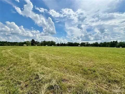 000 Airport & Spruce Property Photo 6