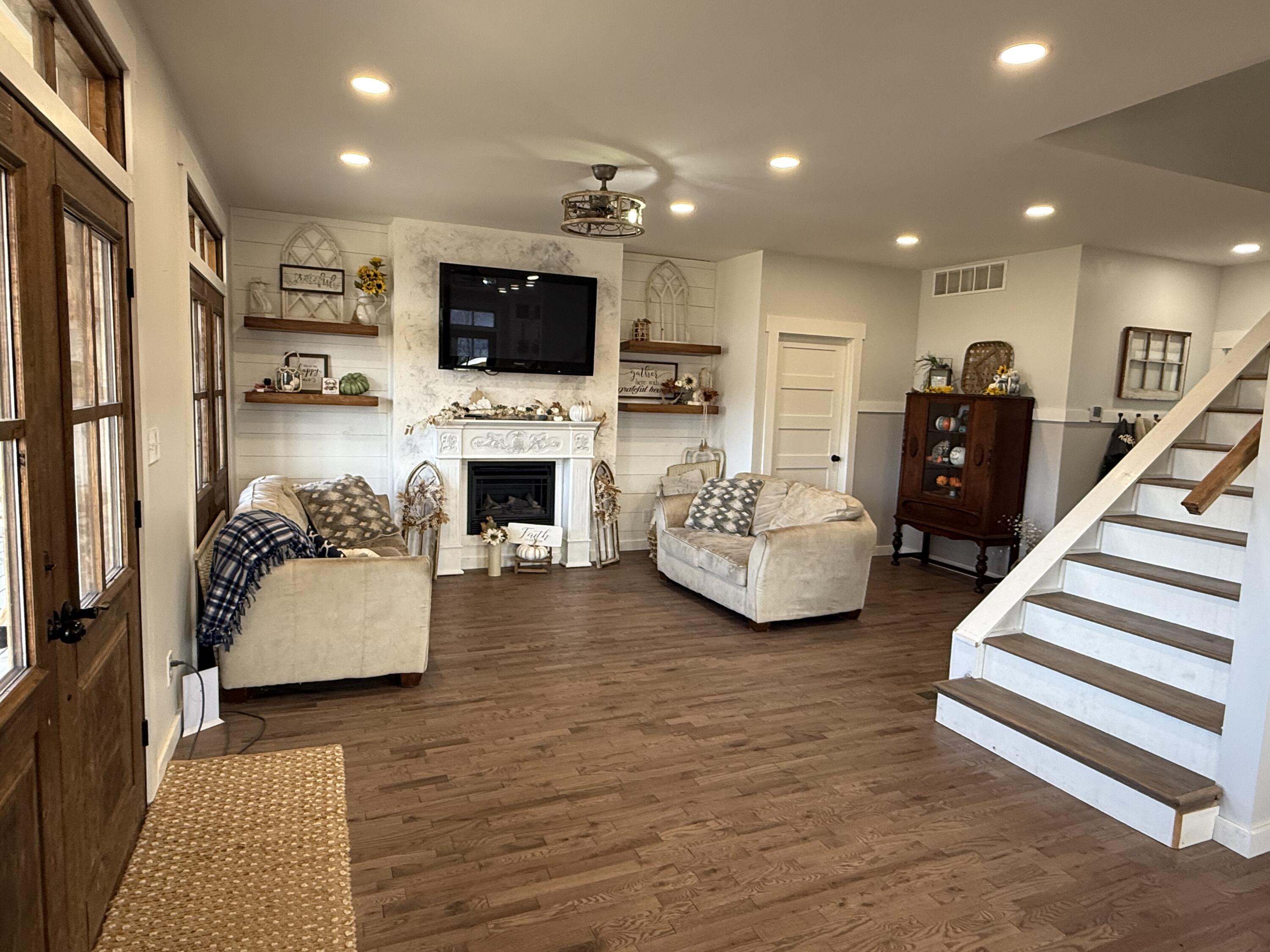 13342 Prairie Creek Property Photo 4