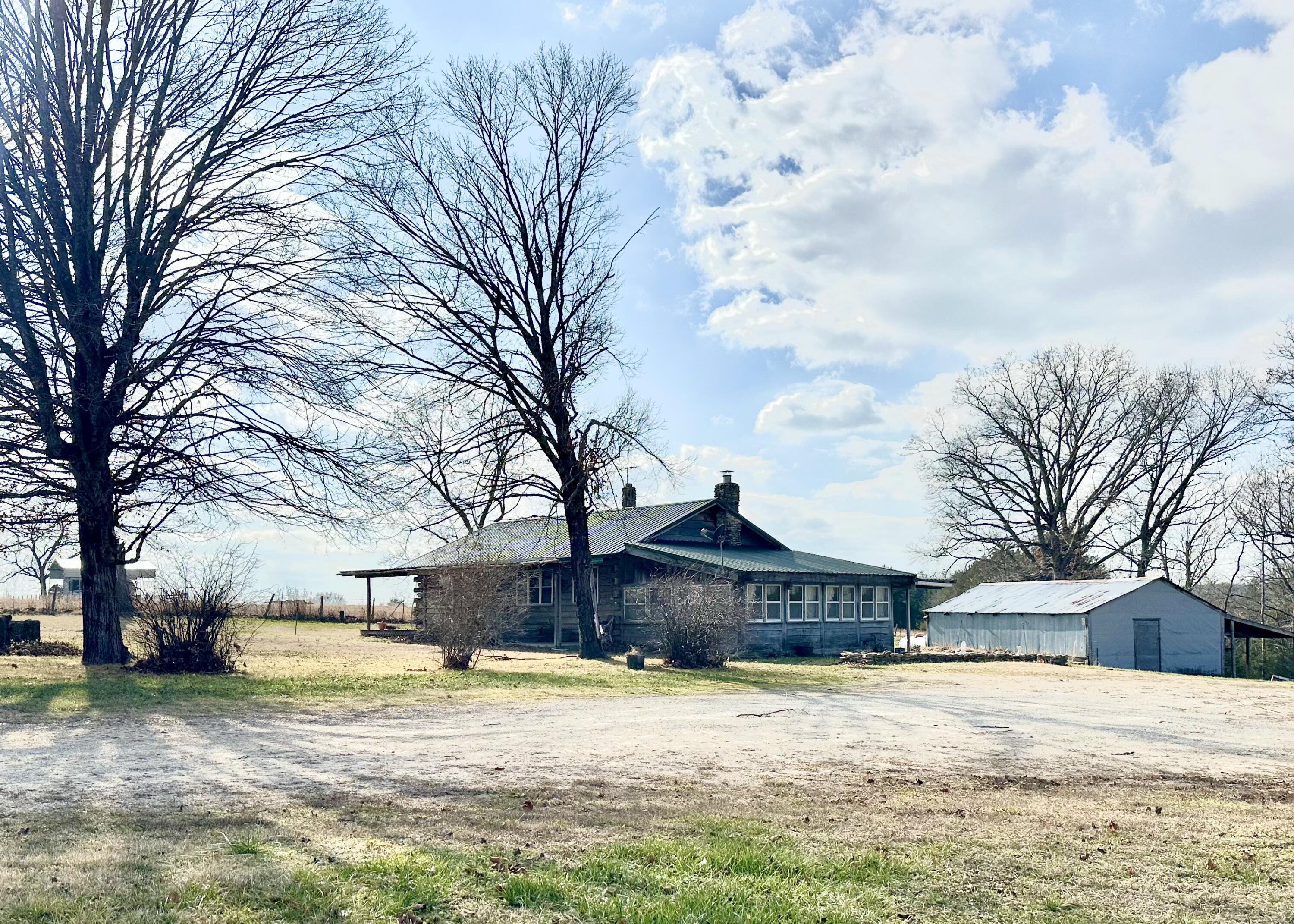 7565 State Highway 176 Property Photo 1