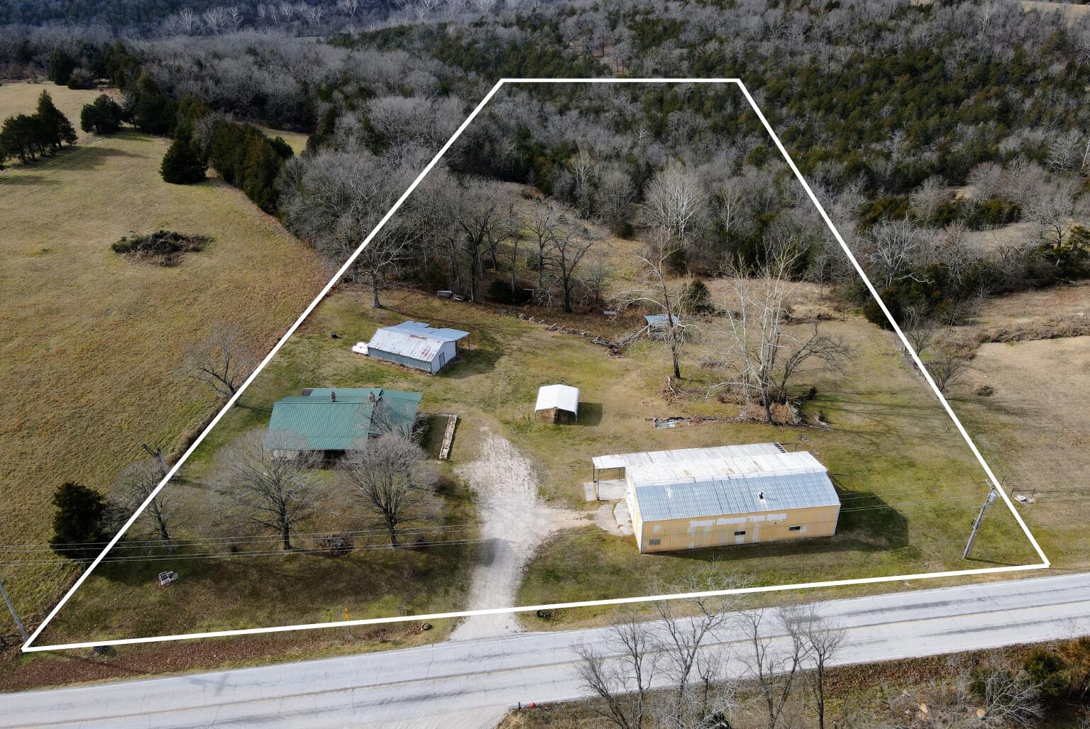 7565 State Highway 176 Property Photo 2