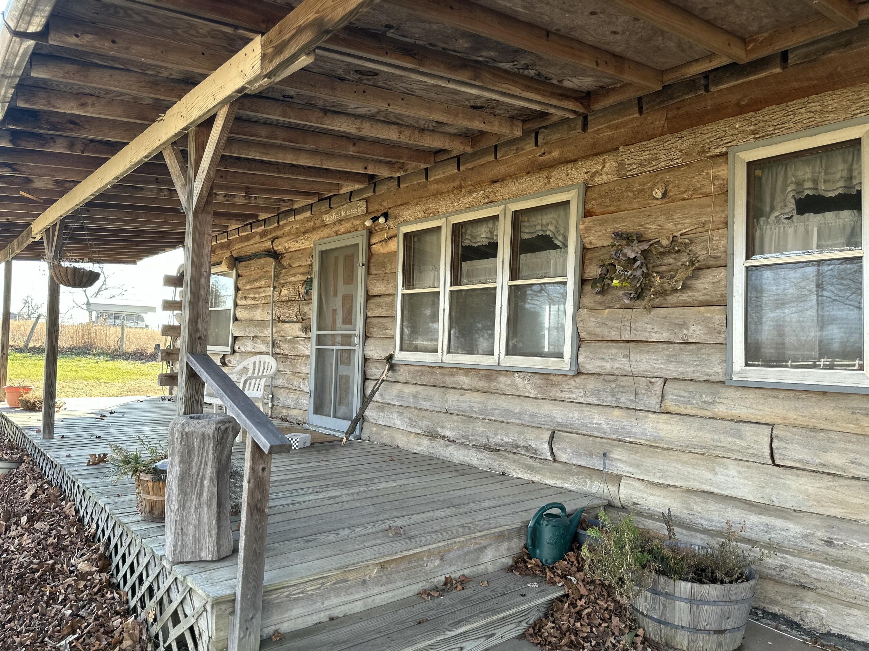 7565 State Highway 176 Property Photo 4