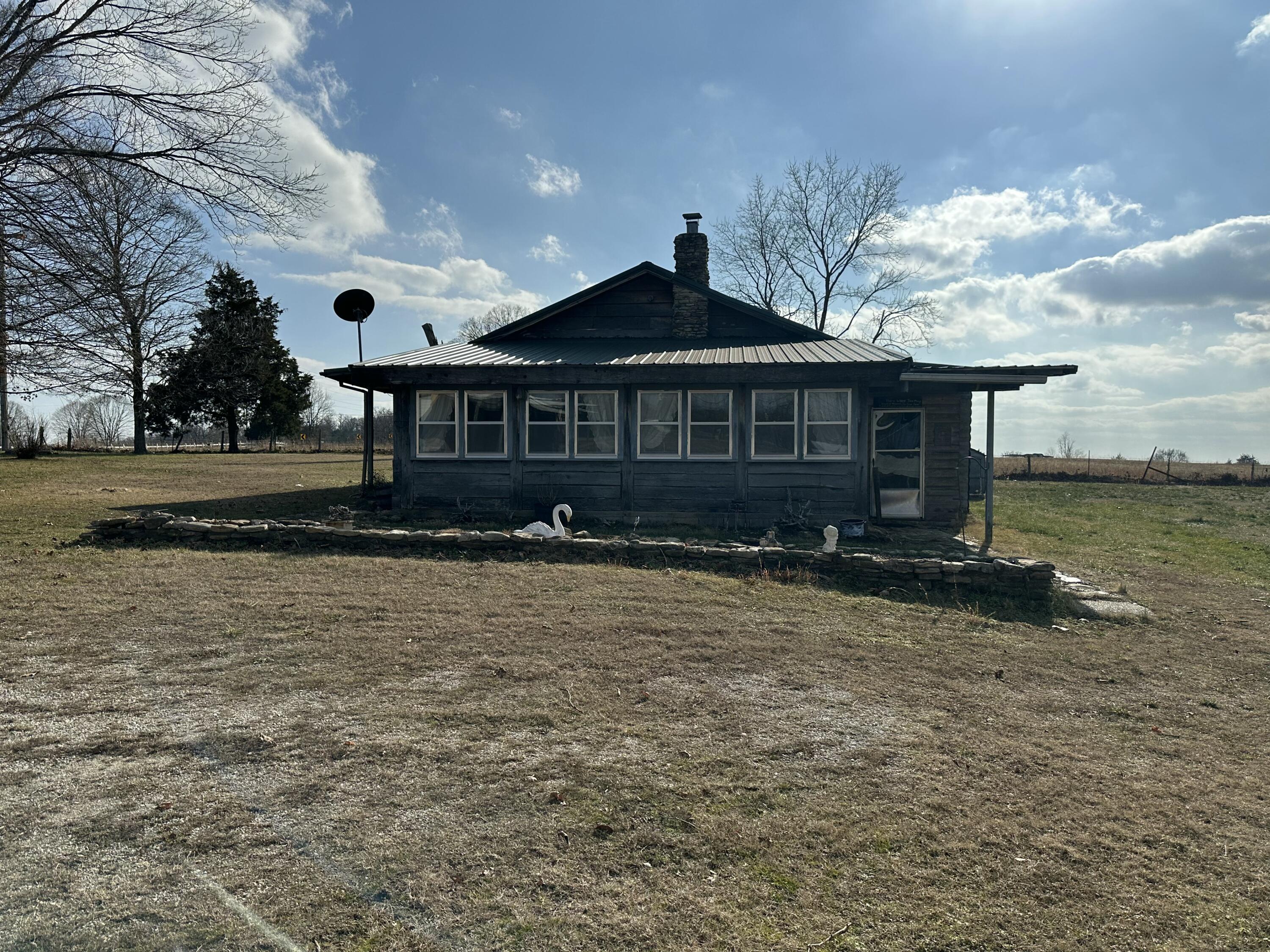 7565 State Highway 176 Property Photo 6
