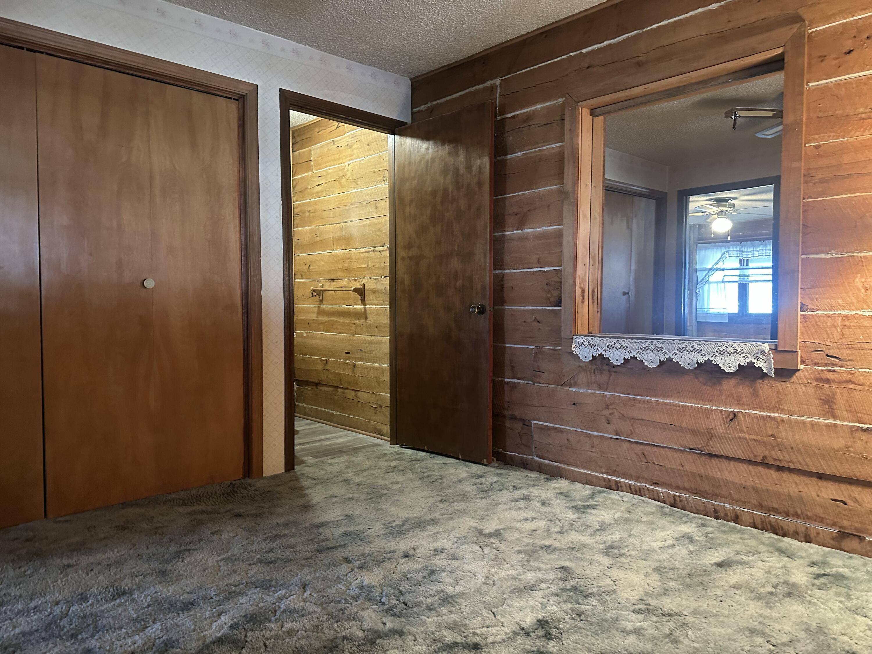 7565 State Highway 176 Property Photo 16