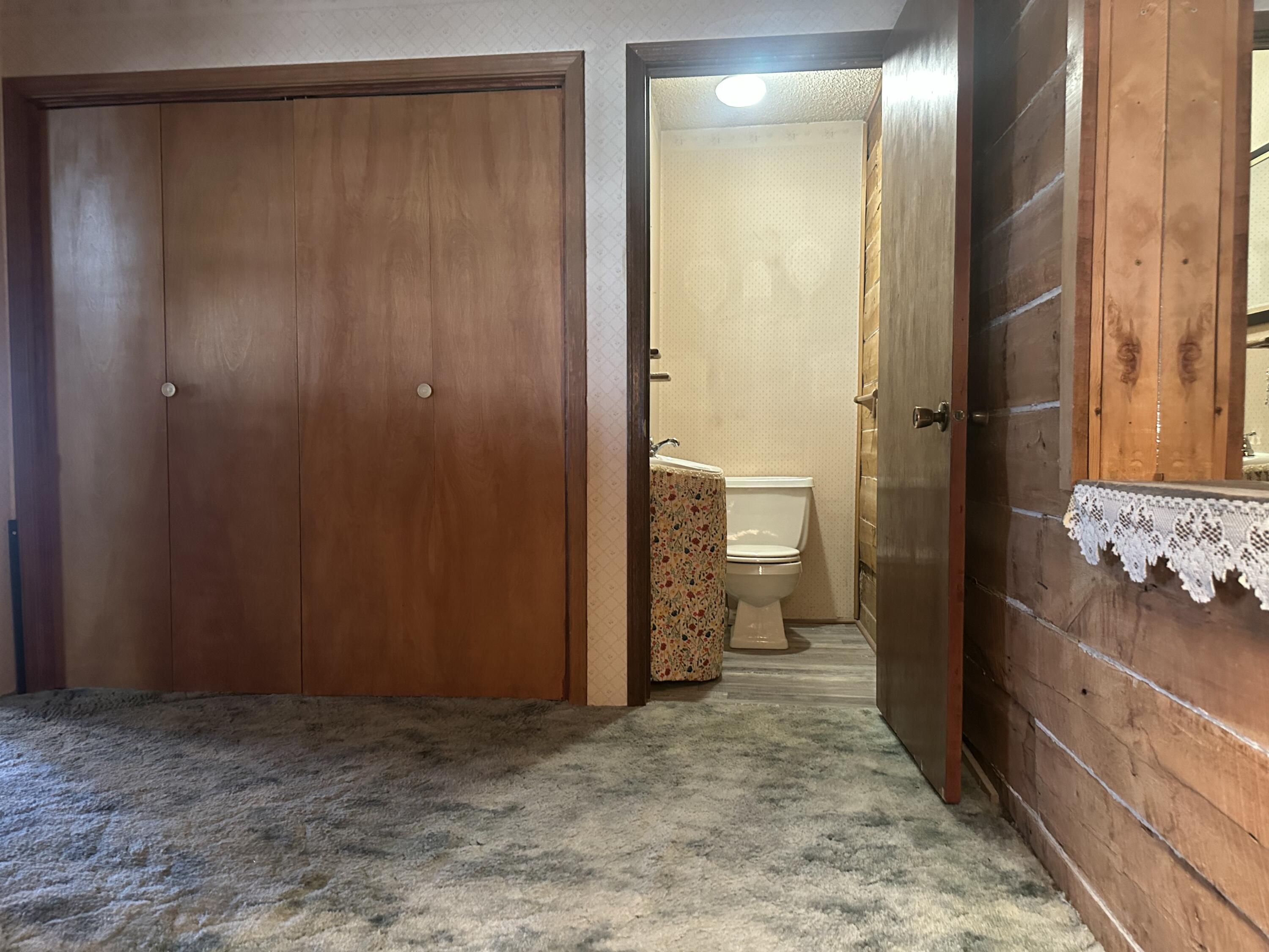 7565 State Highway 176 Property Photo 17