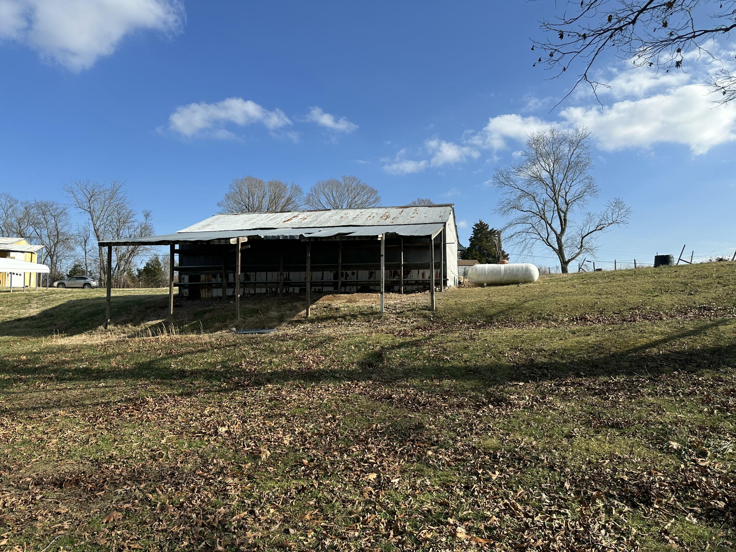 7565 State Highway 176 Property Photo 26