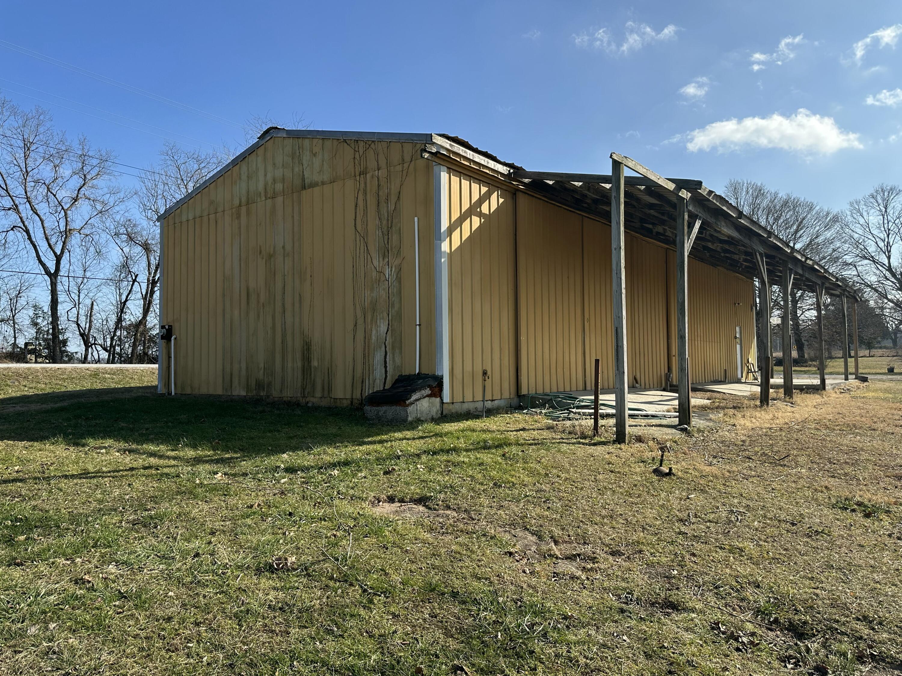 7565 State Highway 176 Property Photo 34