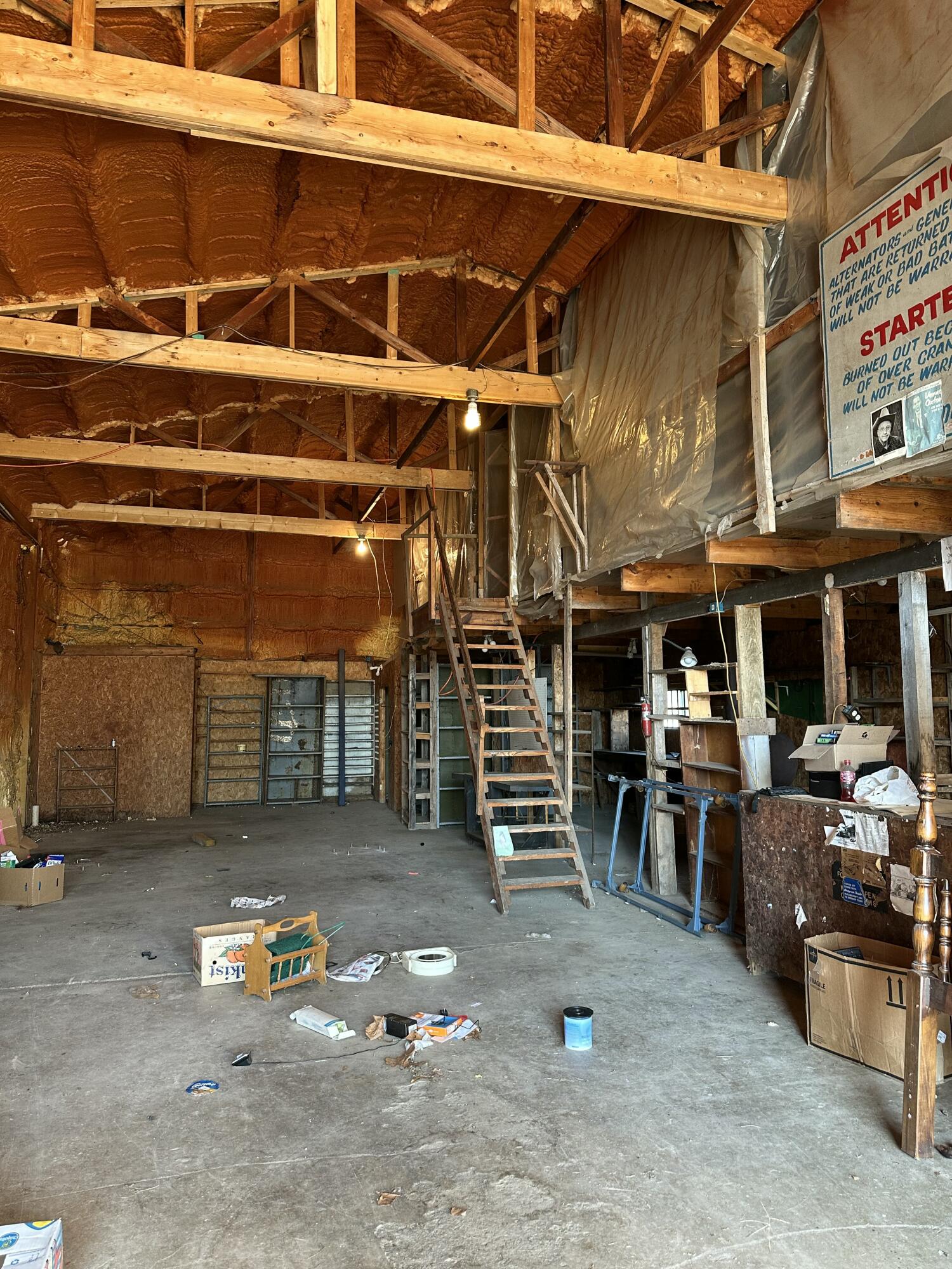 7565 State Highway 176 Property Photo 35
