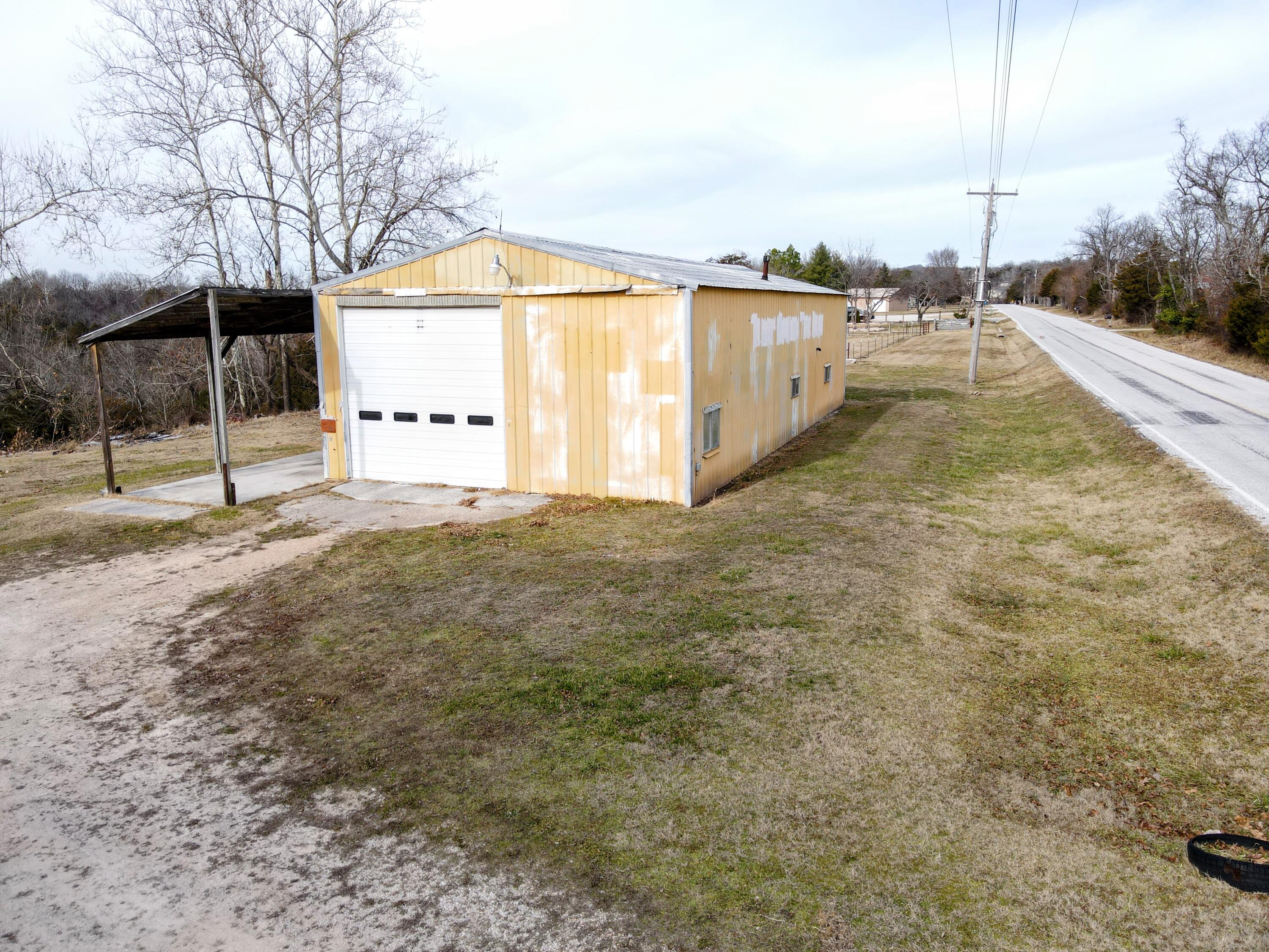 7565 State Highway 176 Property Photo 56