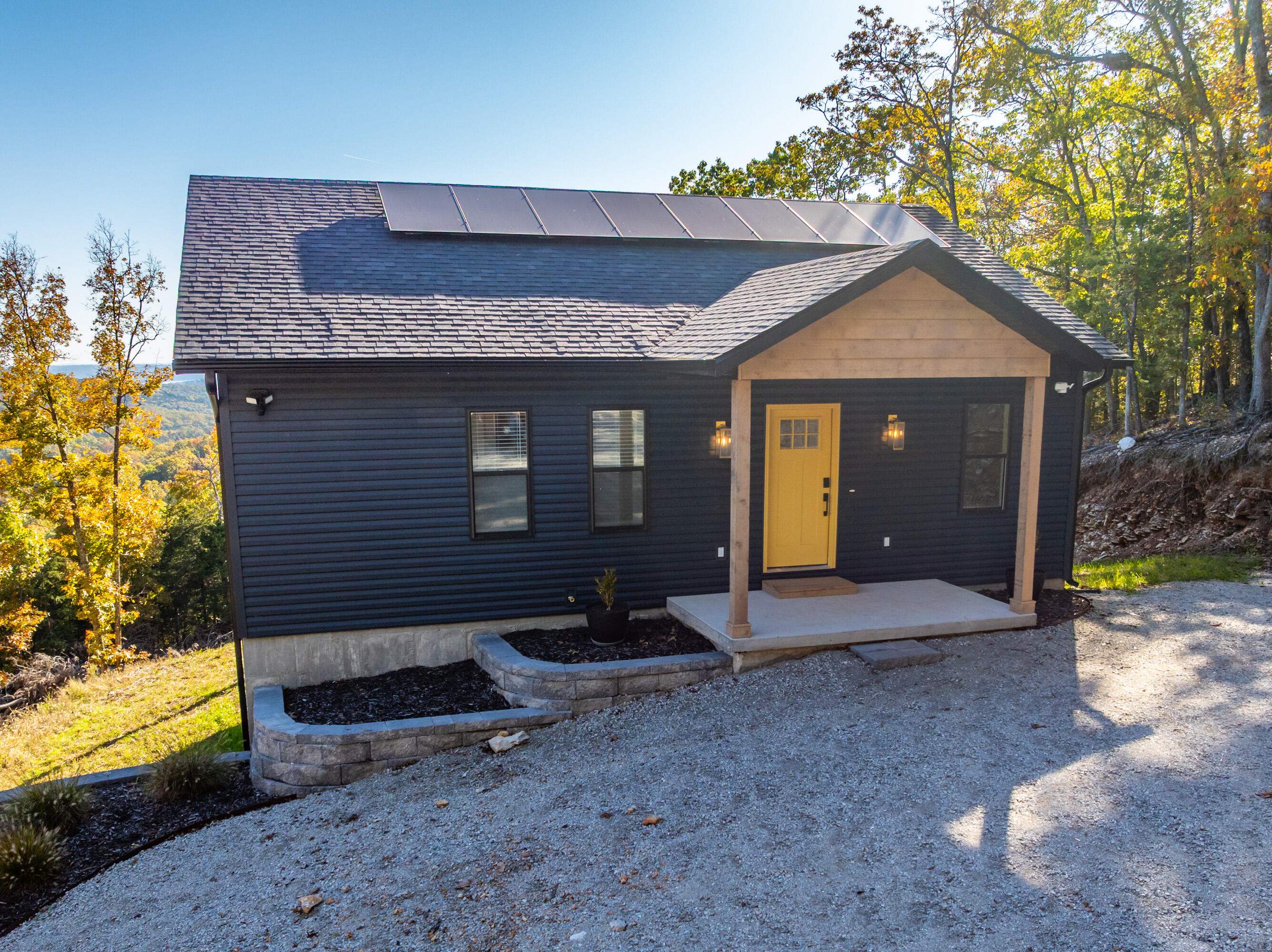 157 Rollin Pt Property Photo 2
