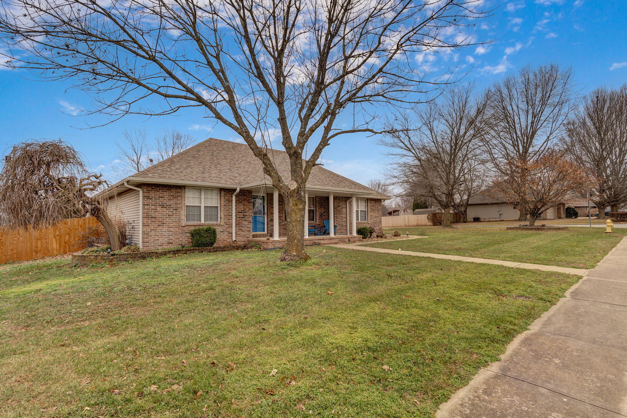1302 East Primrose Lane Property Photo 9