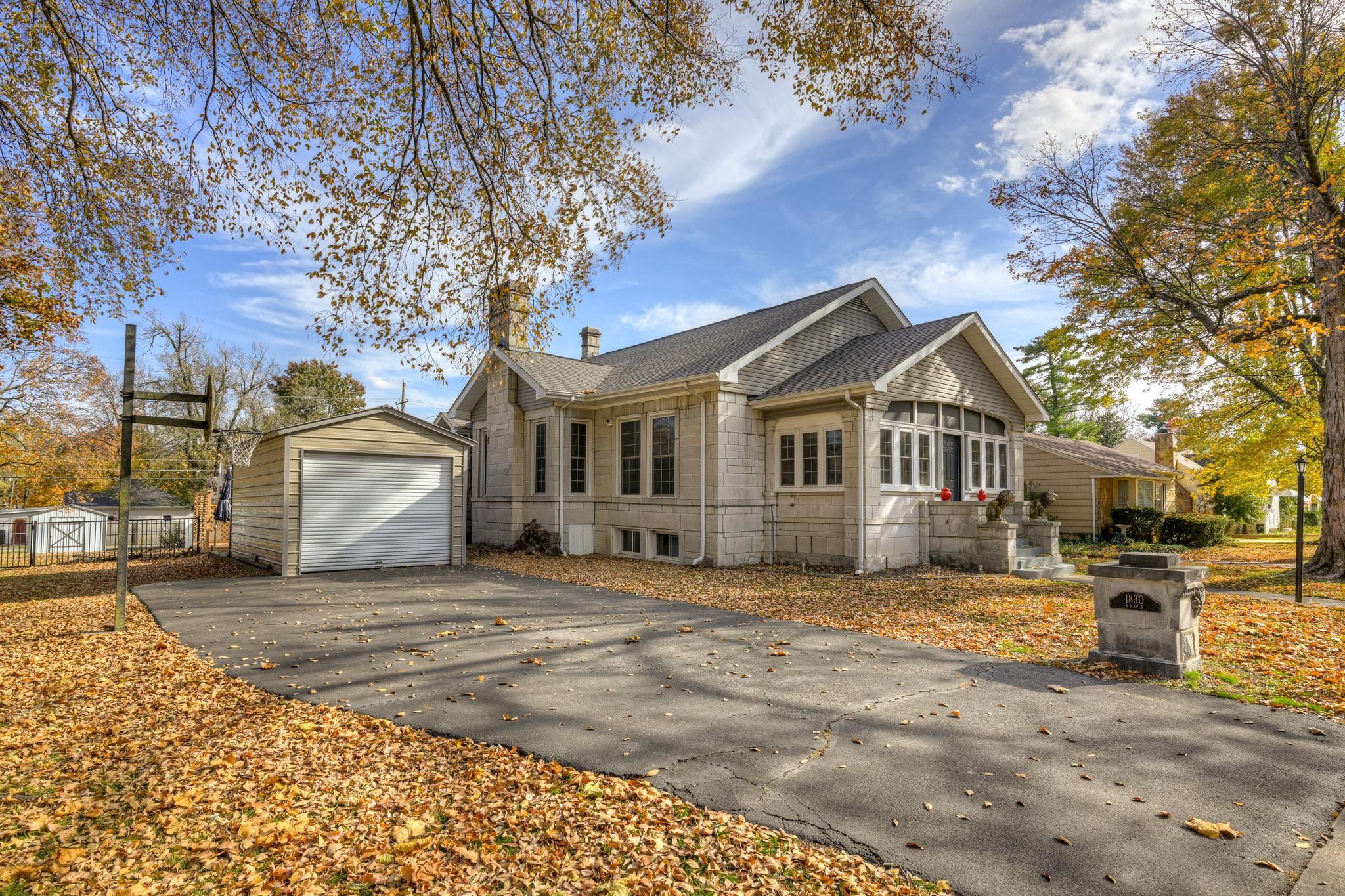 1830 South Maple Street Property Photo 5