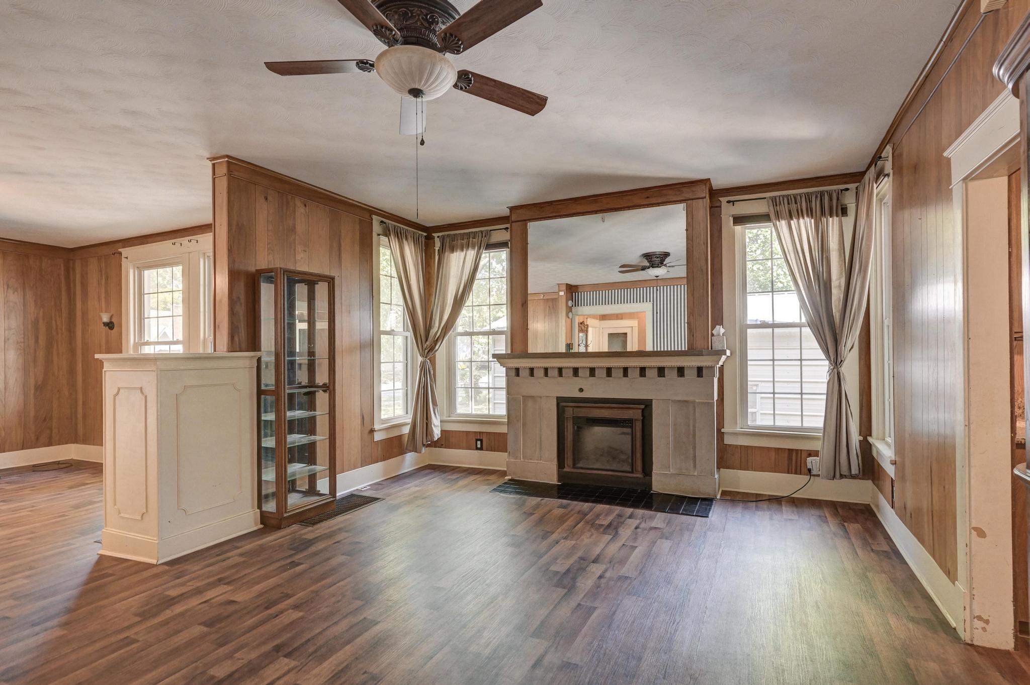 1830 South Maple Street Property Photo 14
