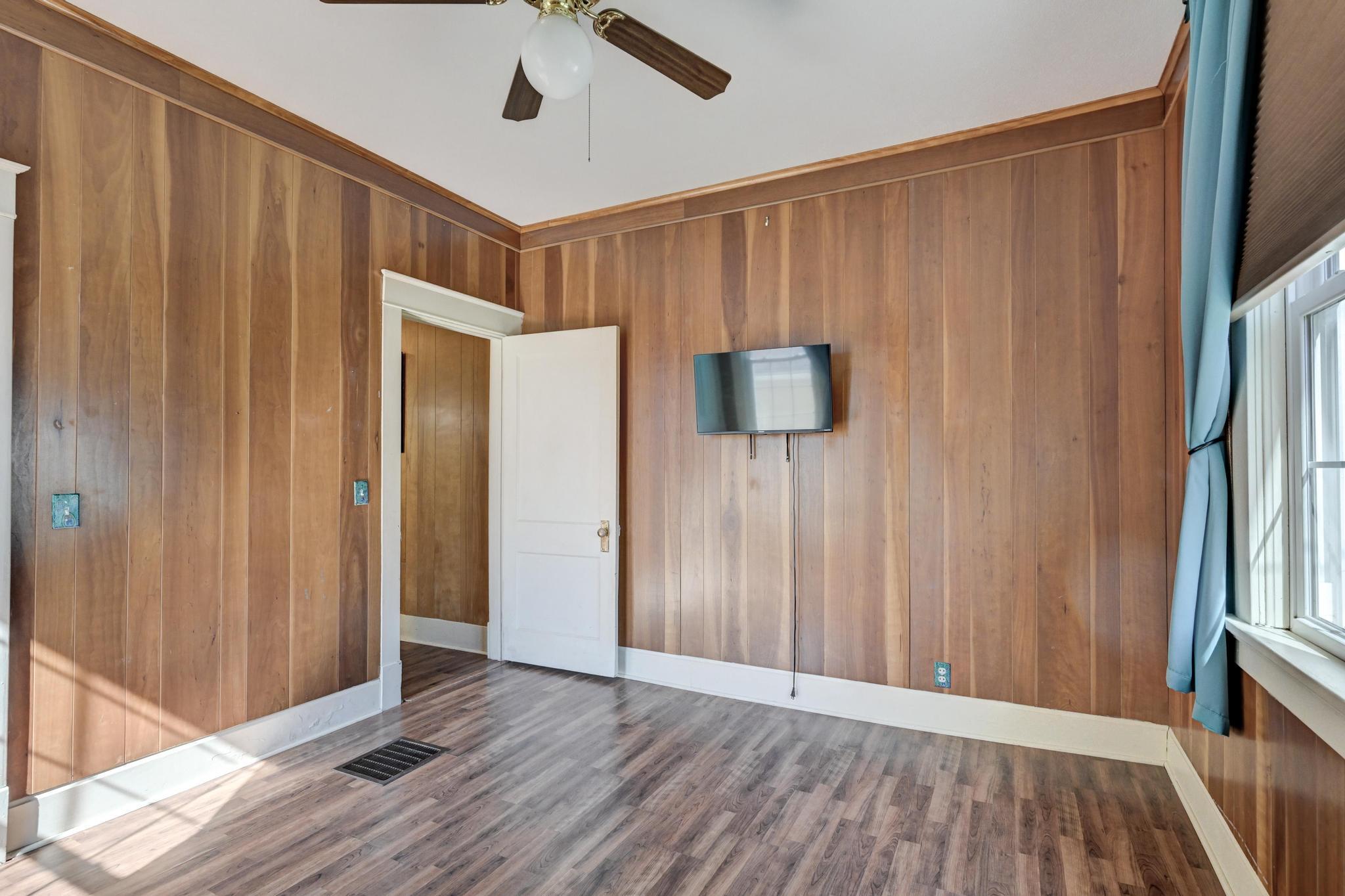 1830 South Maple Street Property Photo 31