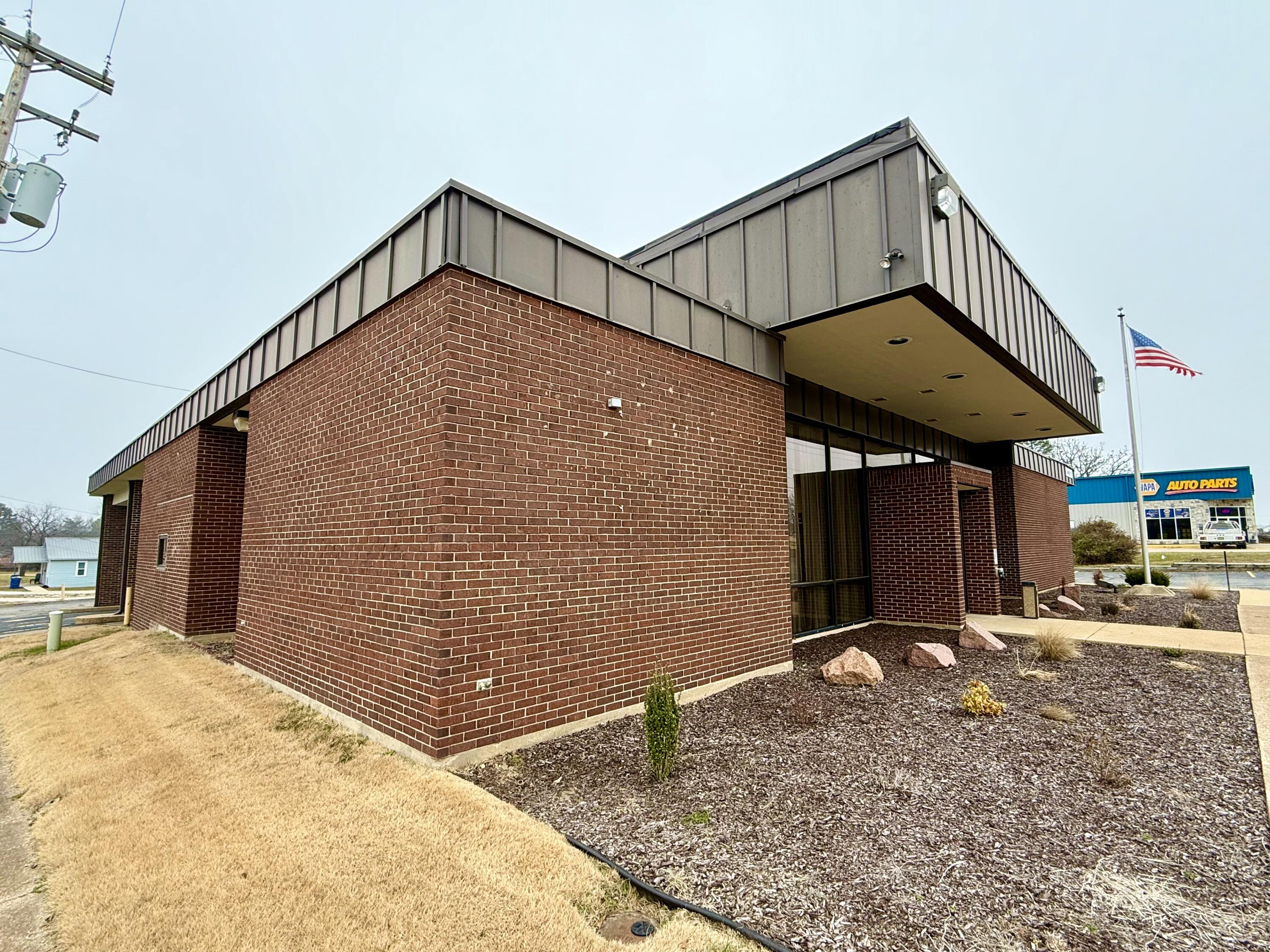600 East Highway 32 Property Photo 20