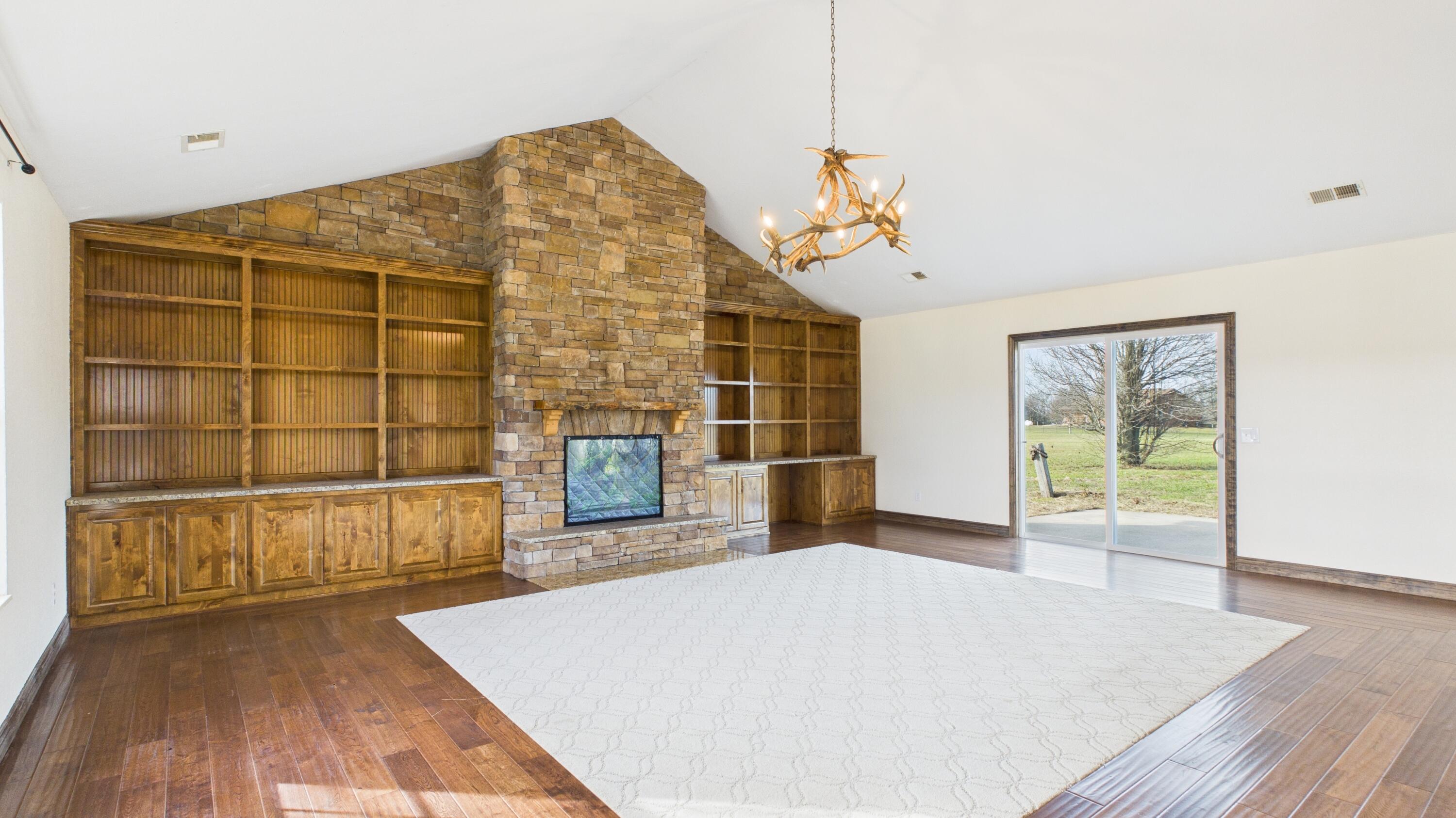 170 Country View Road Property Photo 10