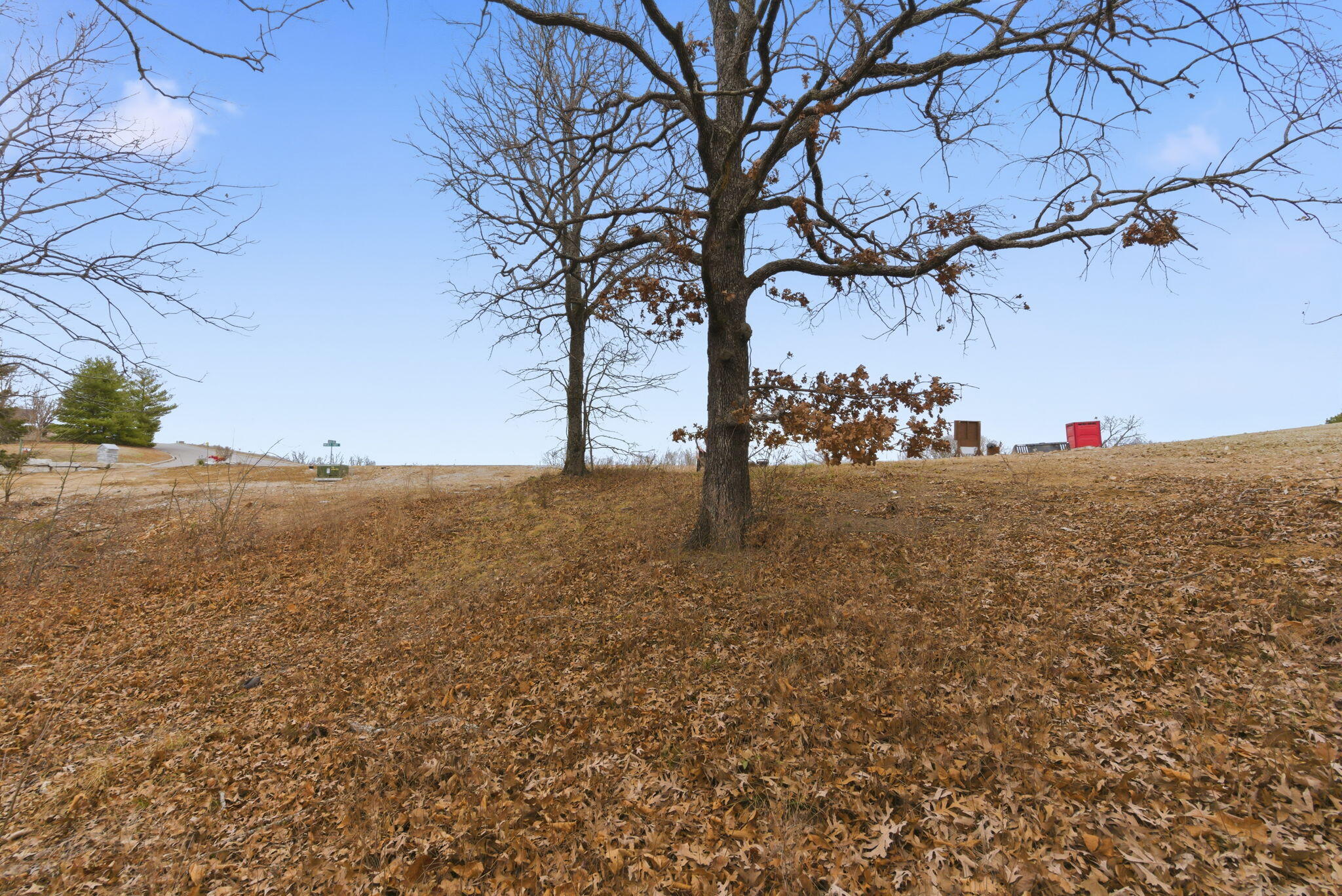 195 Emerald Pointe Road Property Photo 4