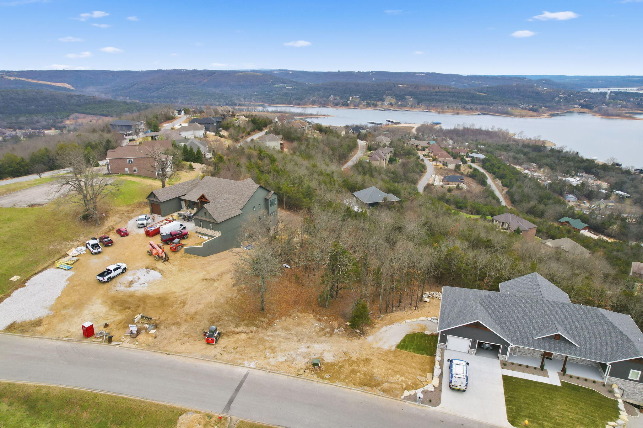 195 Emerald Pointe Road Property Photo 7