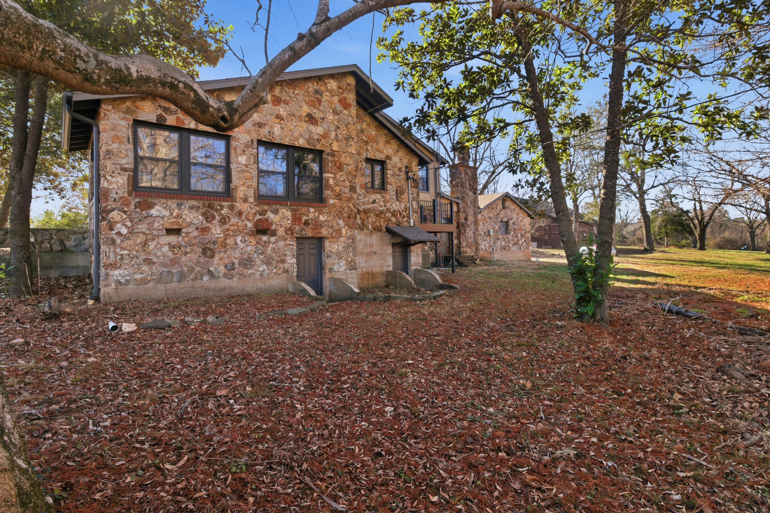 335 Westwood Drive Property Photo 48