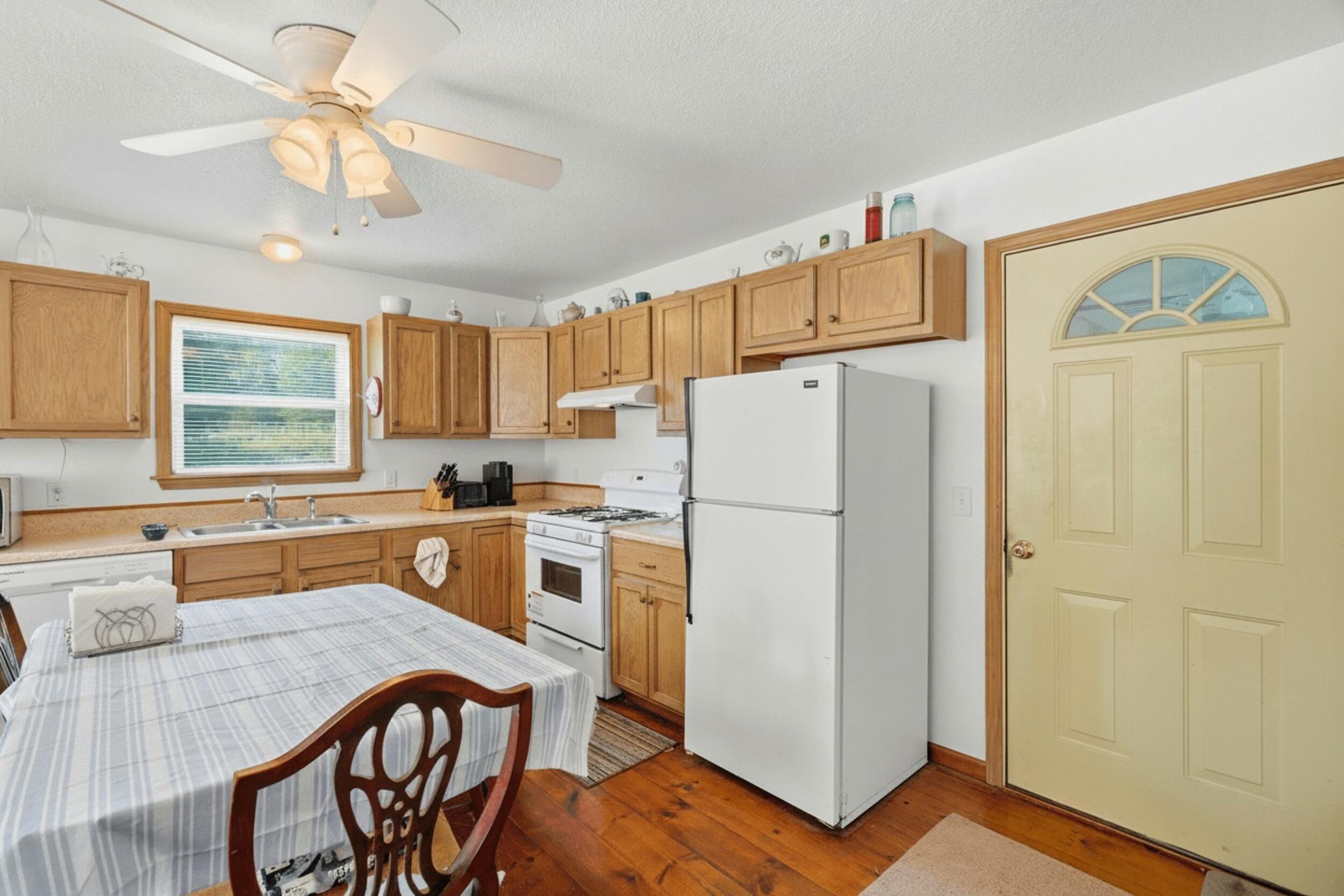 19 Nellie Lane Property Photo 11
