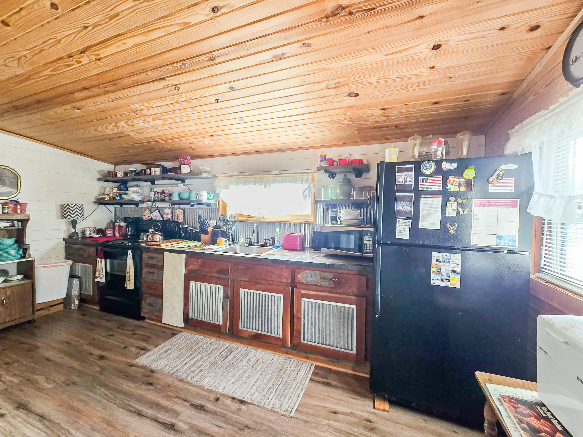 1104 Highland Street Property Photo 6