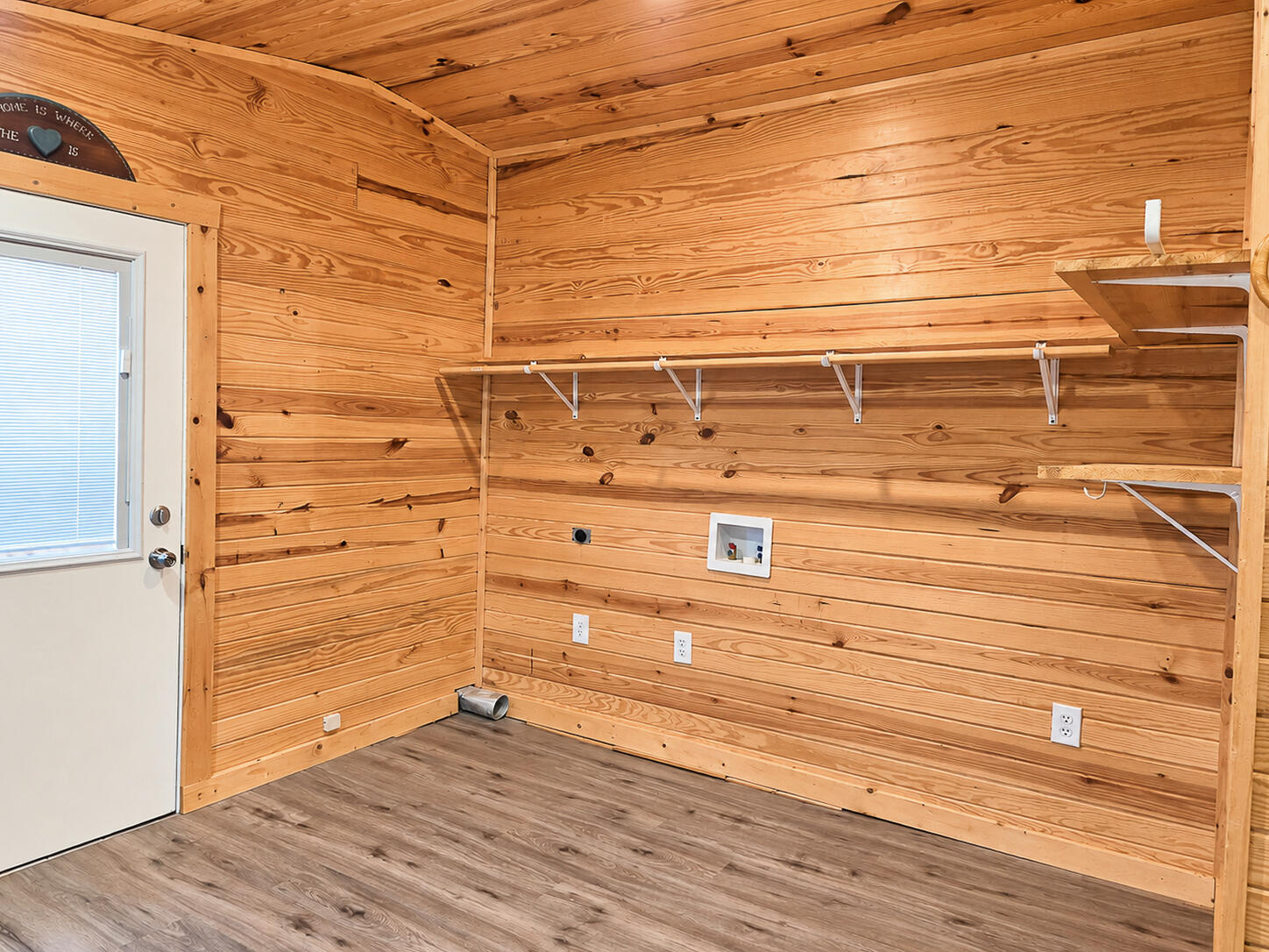 1104 Highland Street Property Photo 6