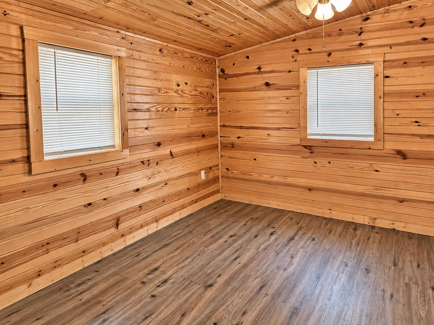 1104 Highland Street Property Photo 7