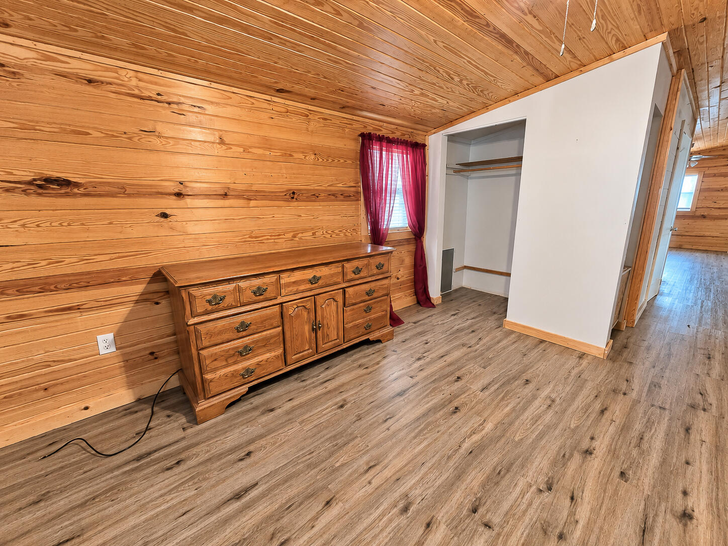 1104 Highland Street Property Photo 12