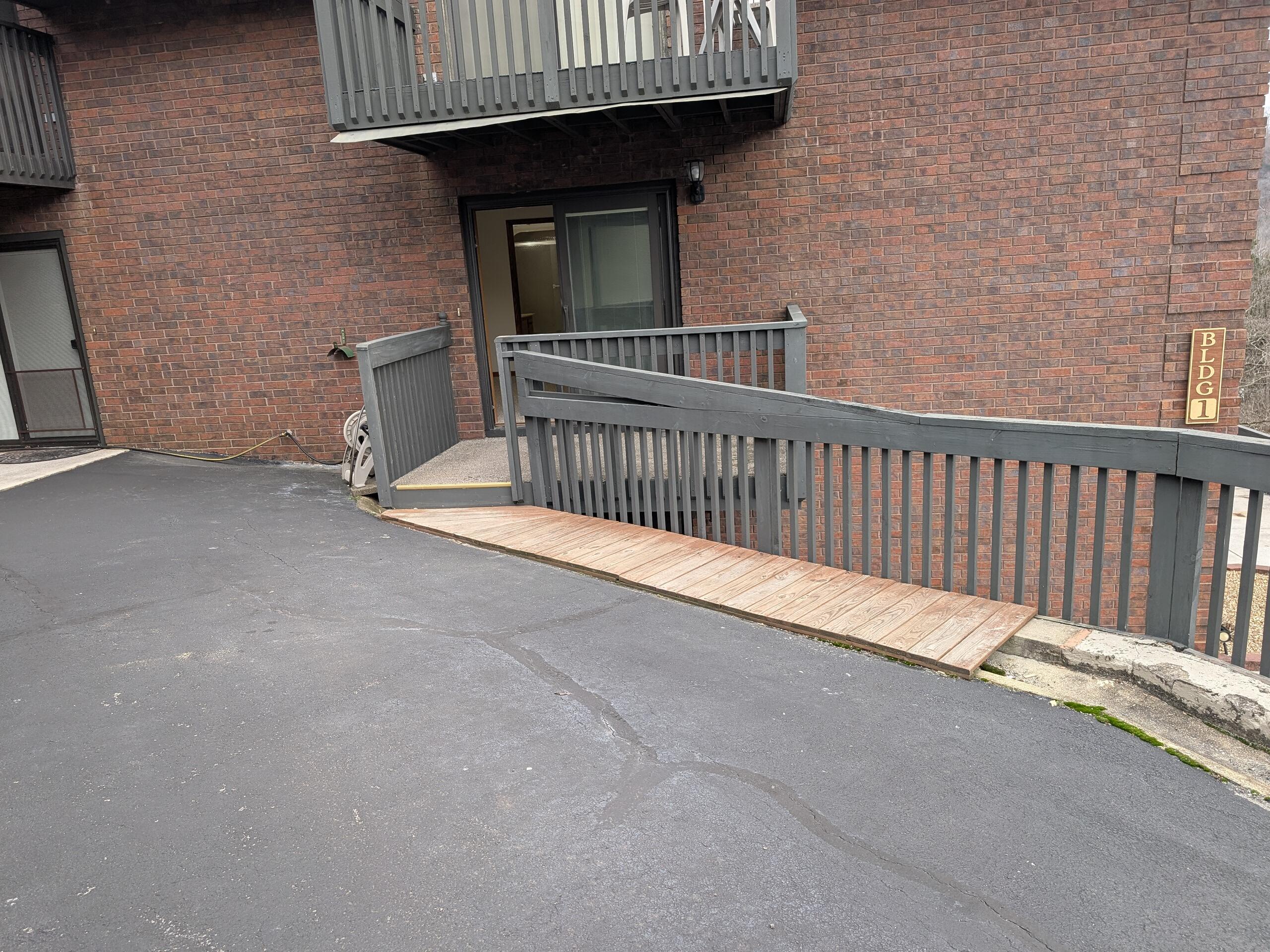 150 Sunken Forest Drive Bldg 1 Unit 101 Property Photo 32