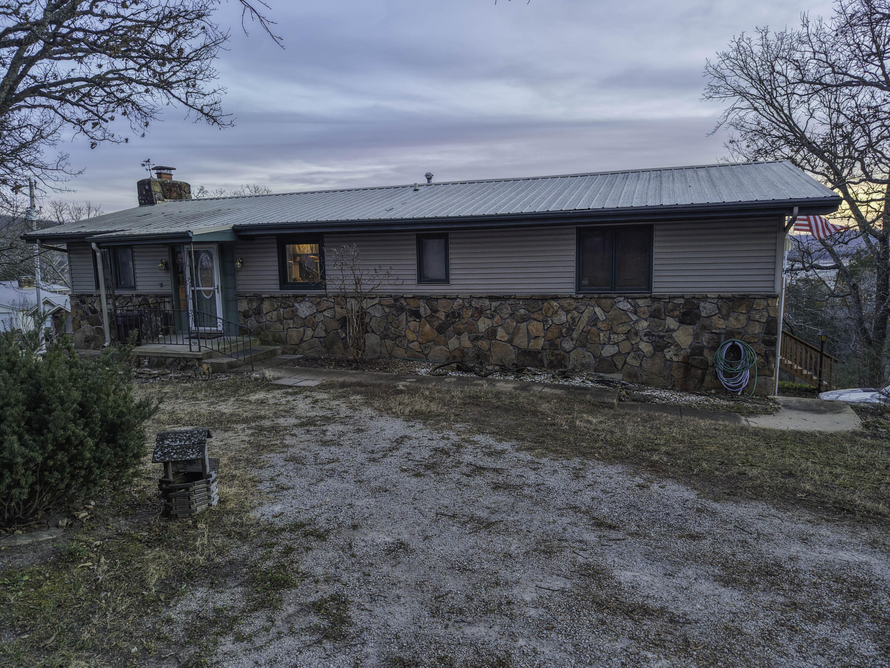 167 Tucker Cove Property Photo 3