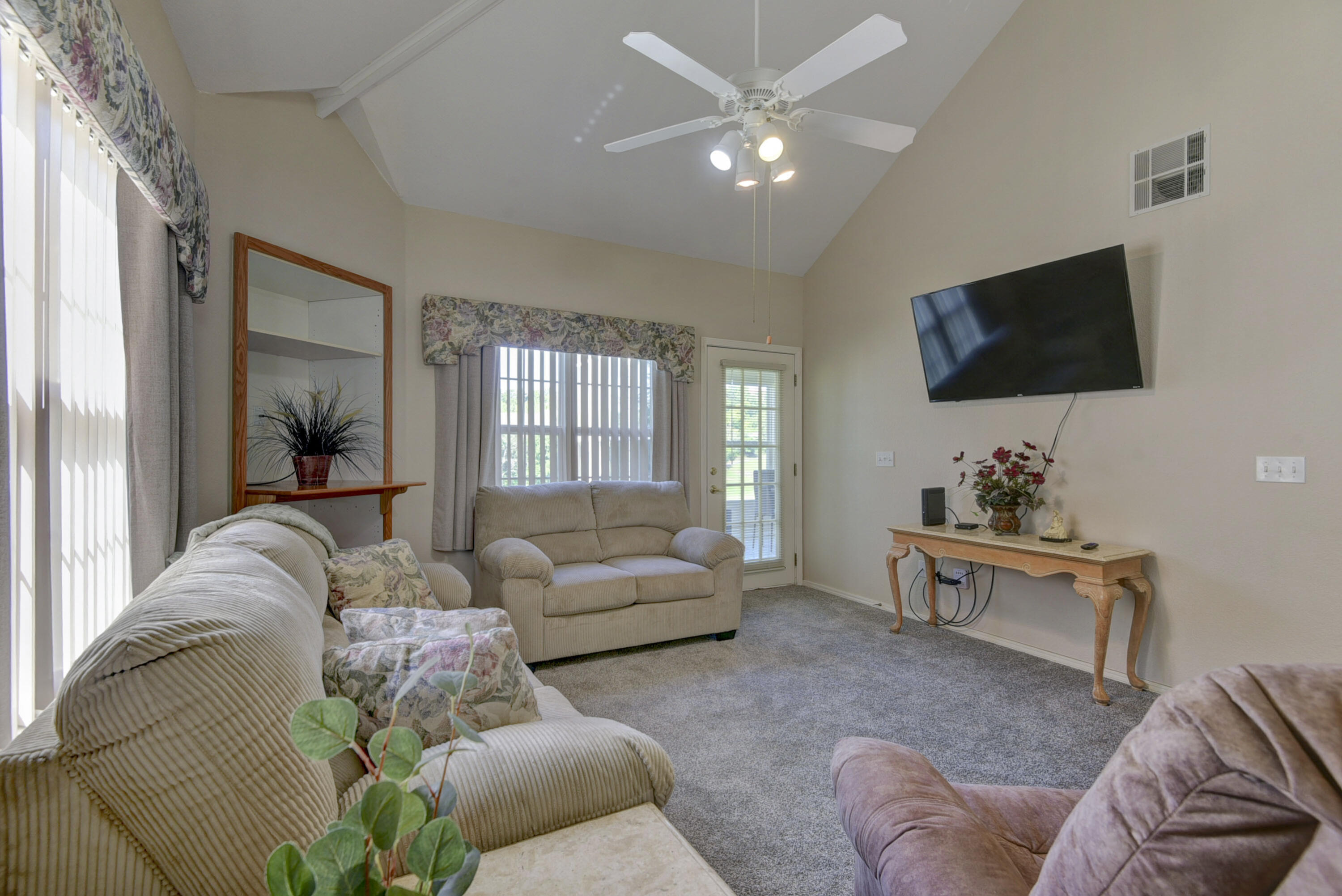 351 Wildwood Drive South 5 Property Photo 5