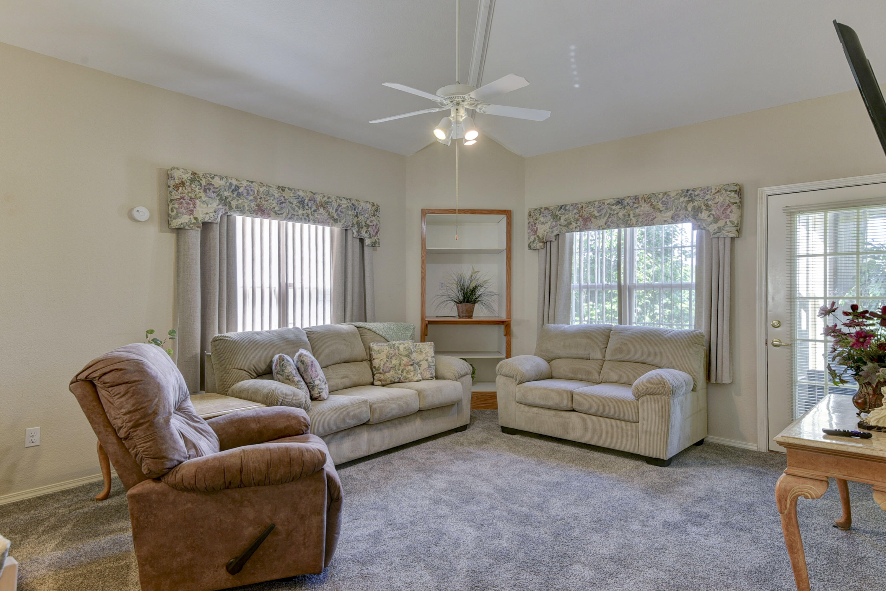 351 Wildwood Drive South 5 Property Photo 6