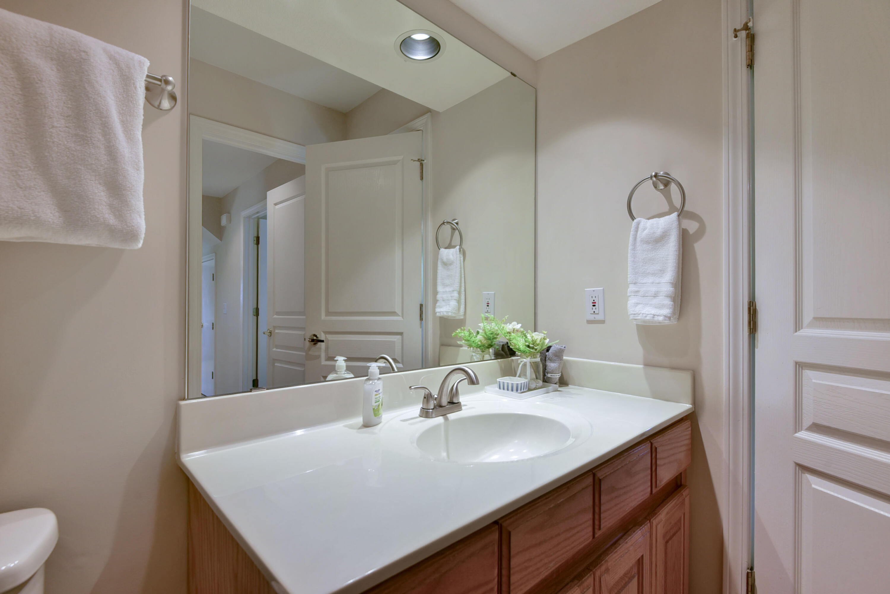 351 Wildwood Drive South 5 Property Photo 29