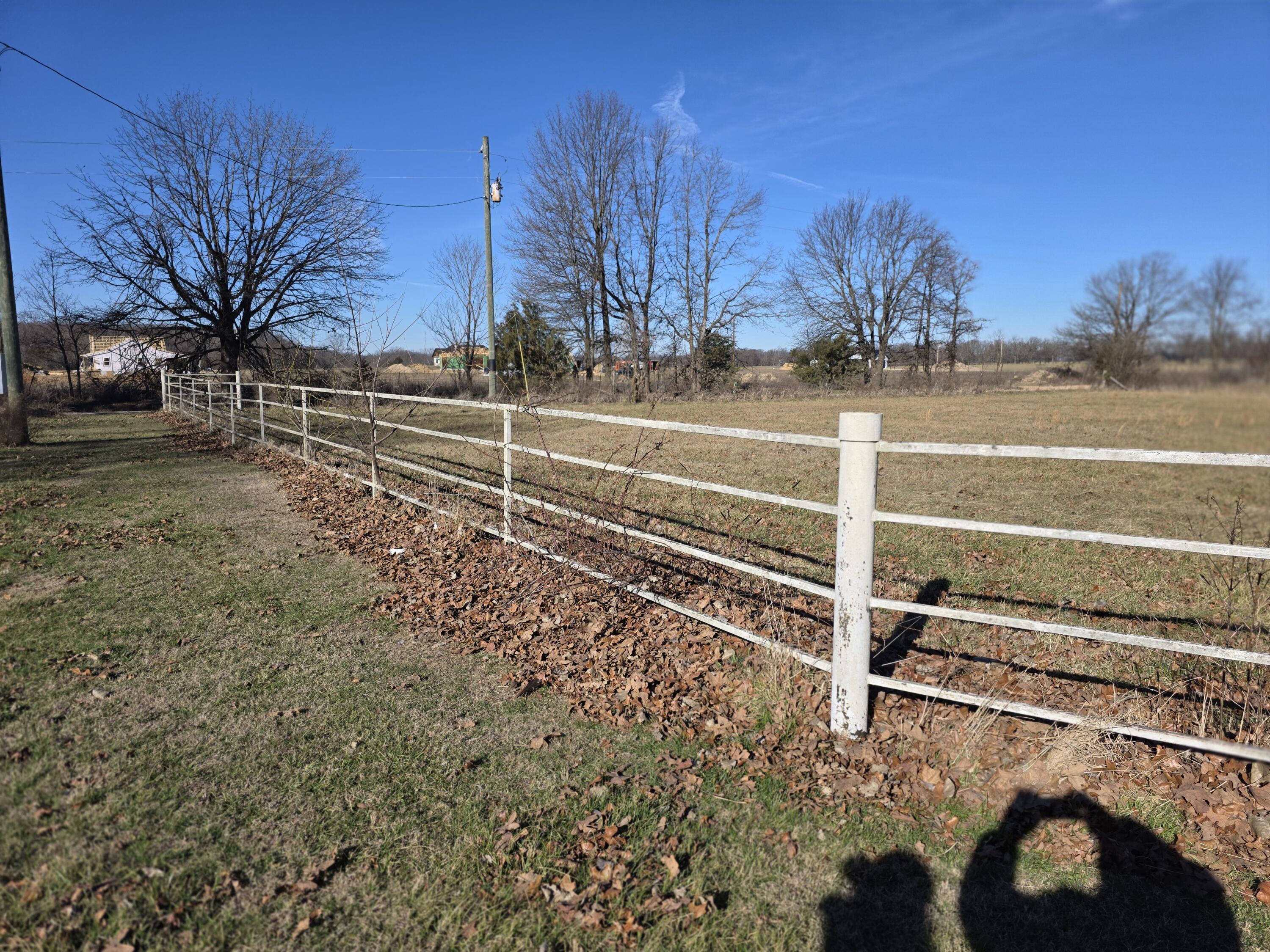 60313163 Property Photo 3