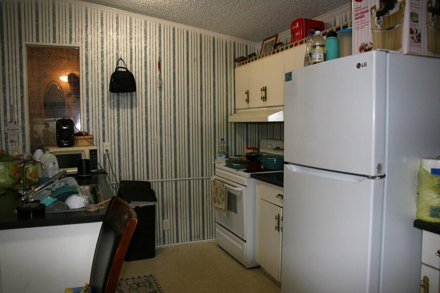 12456 & 64 Harley Lane Property Photo 4