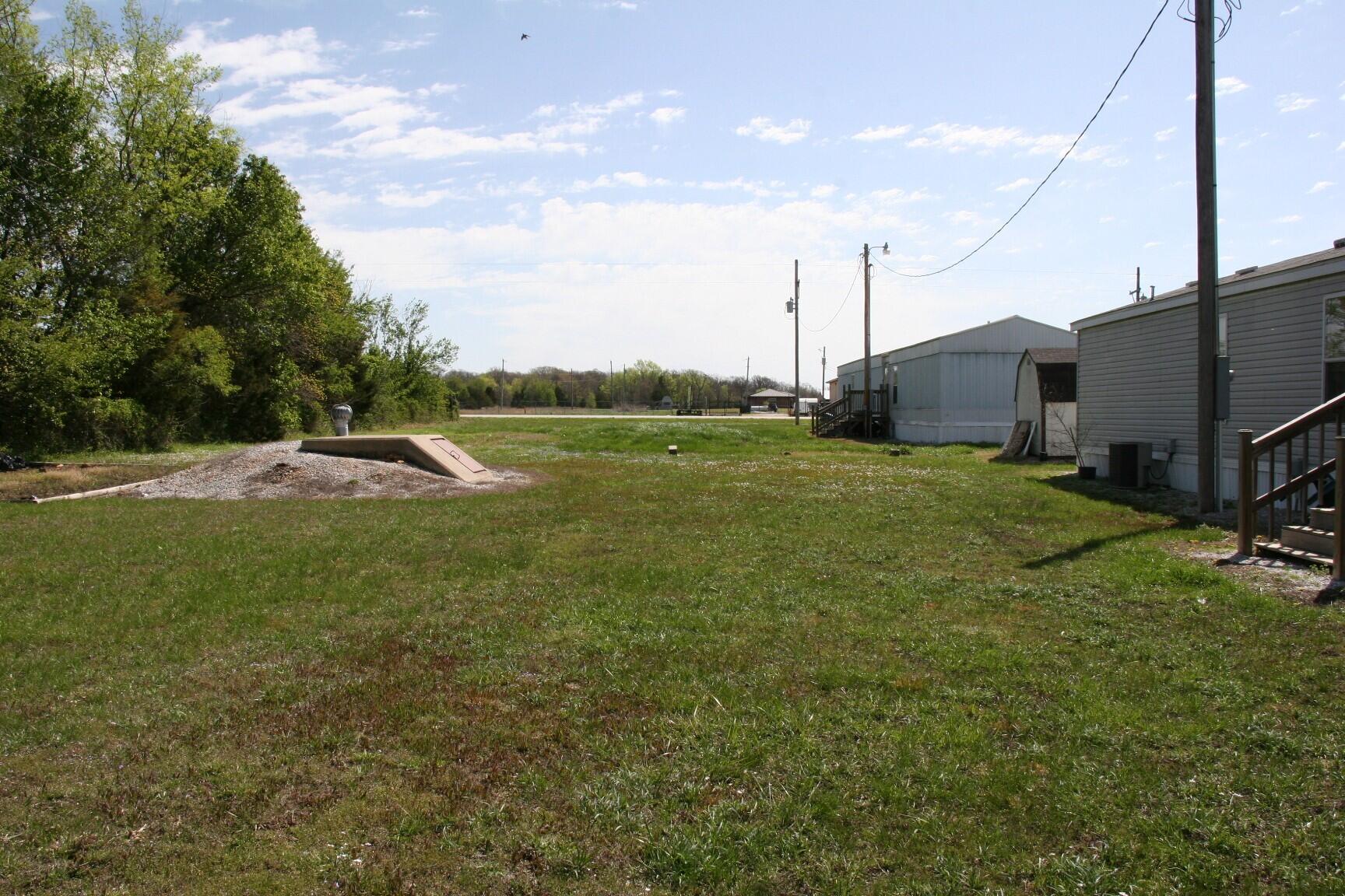 12456 & 64 Harley Lane Property Photo 9