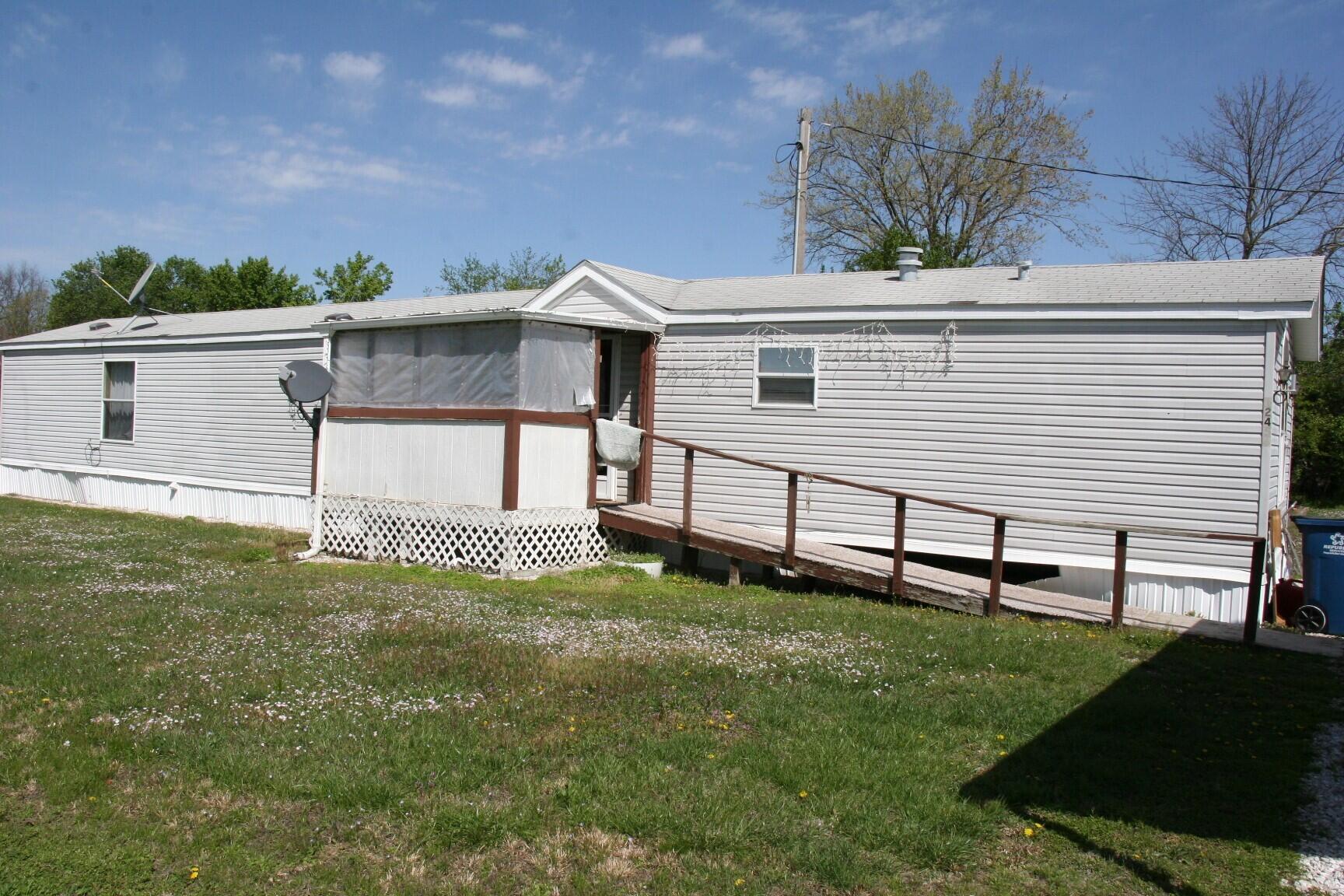 12456 & 64 Harley Lane Property Photo 11