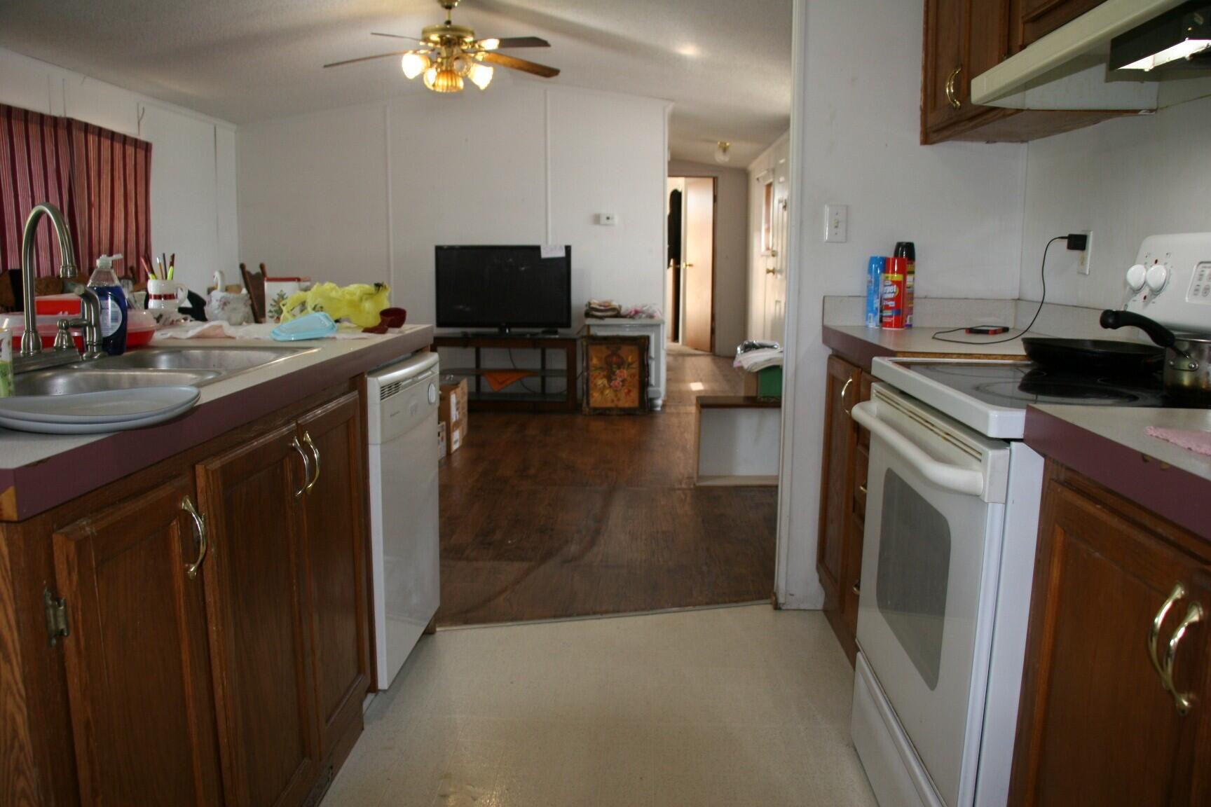 12456 & 64 Harley Lane Property Photo 16