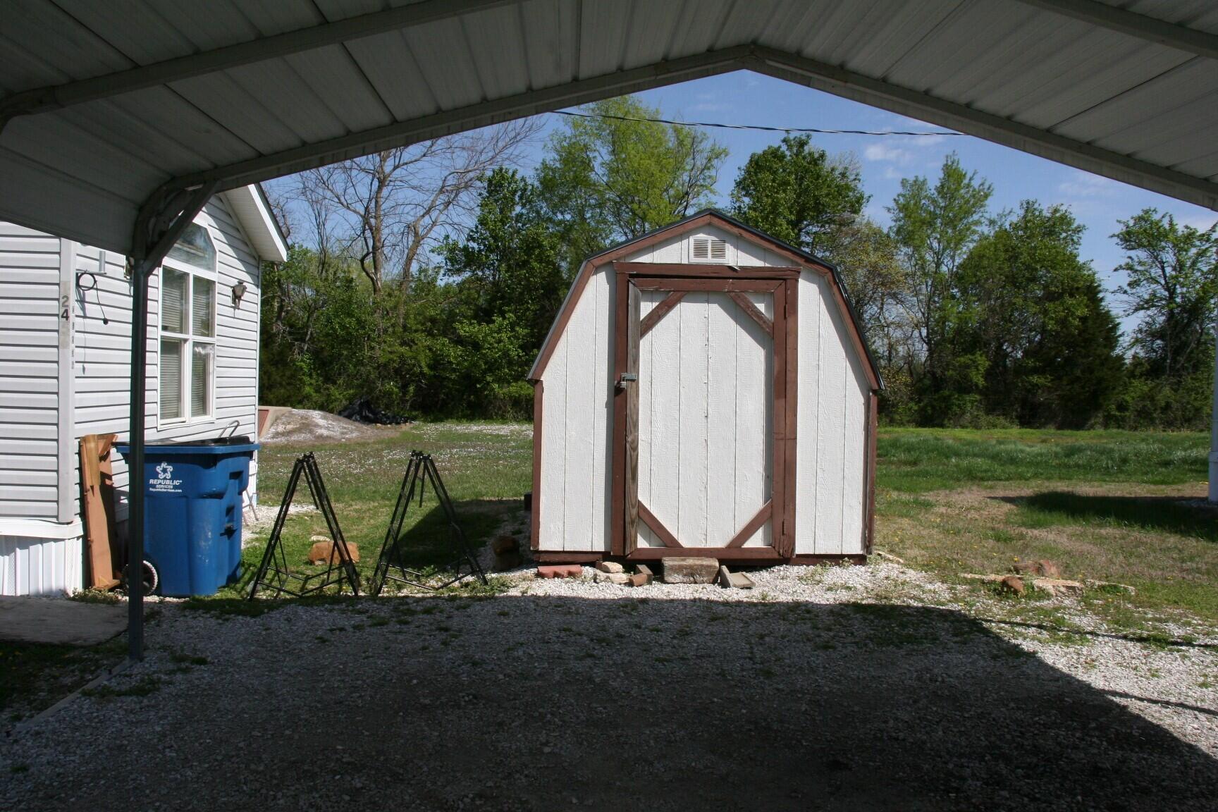 12456 & 64 Harley Lane Property Photo 21