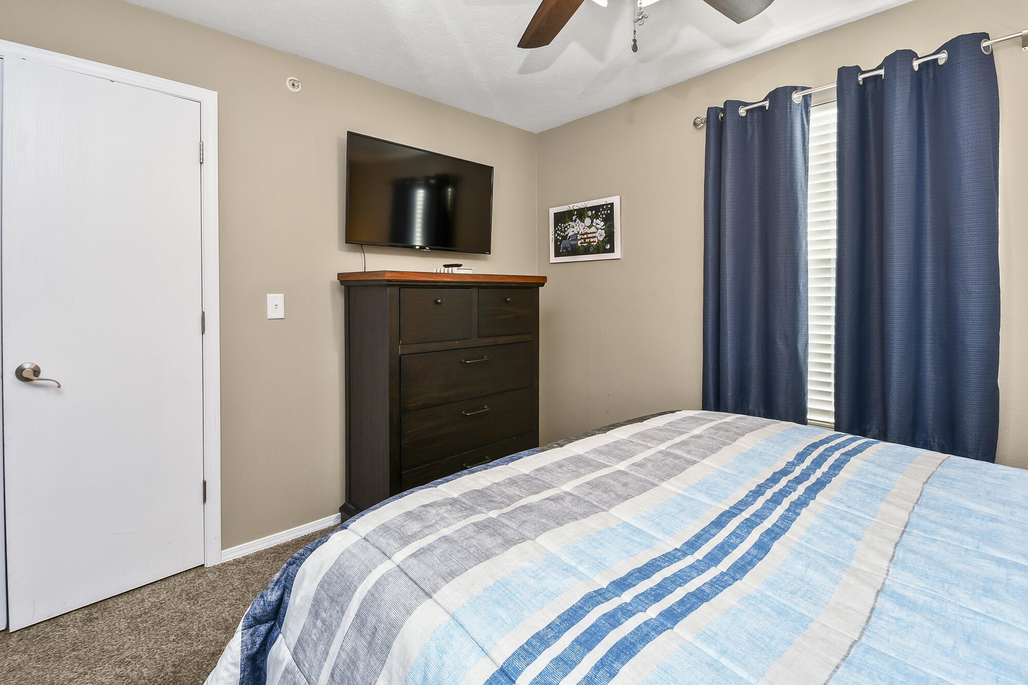 2952 Vineyards Parkway 3 Property Photo 20