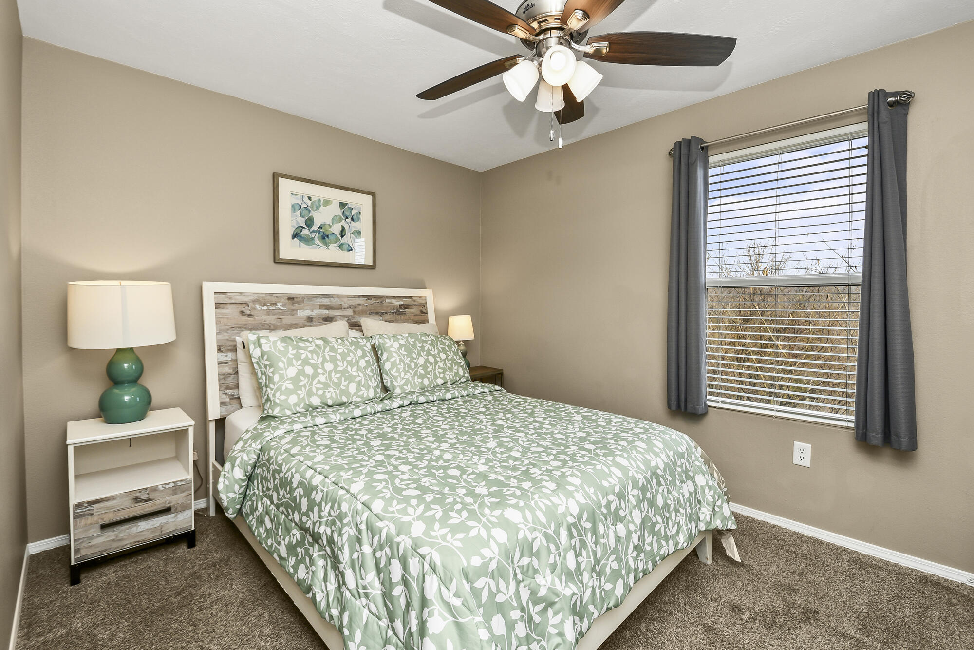 2952 Vineyards Parkway 3 Property Photo 24