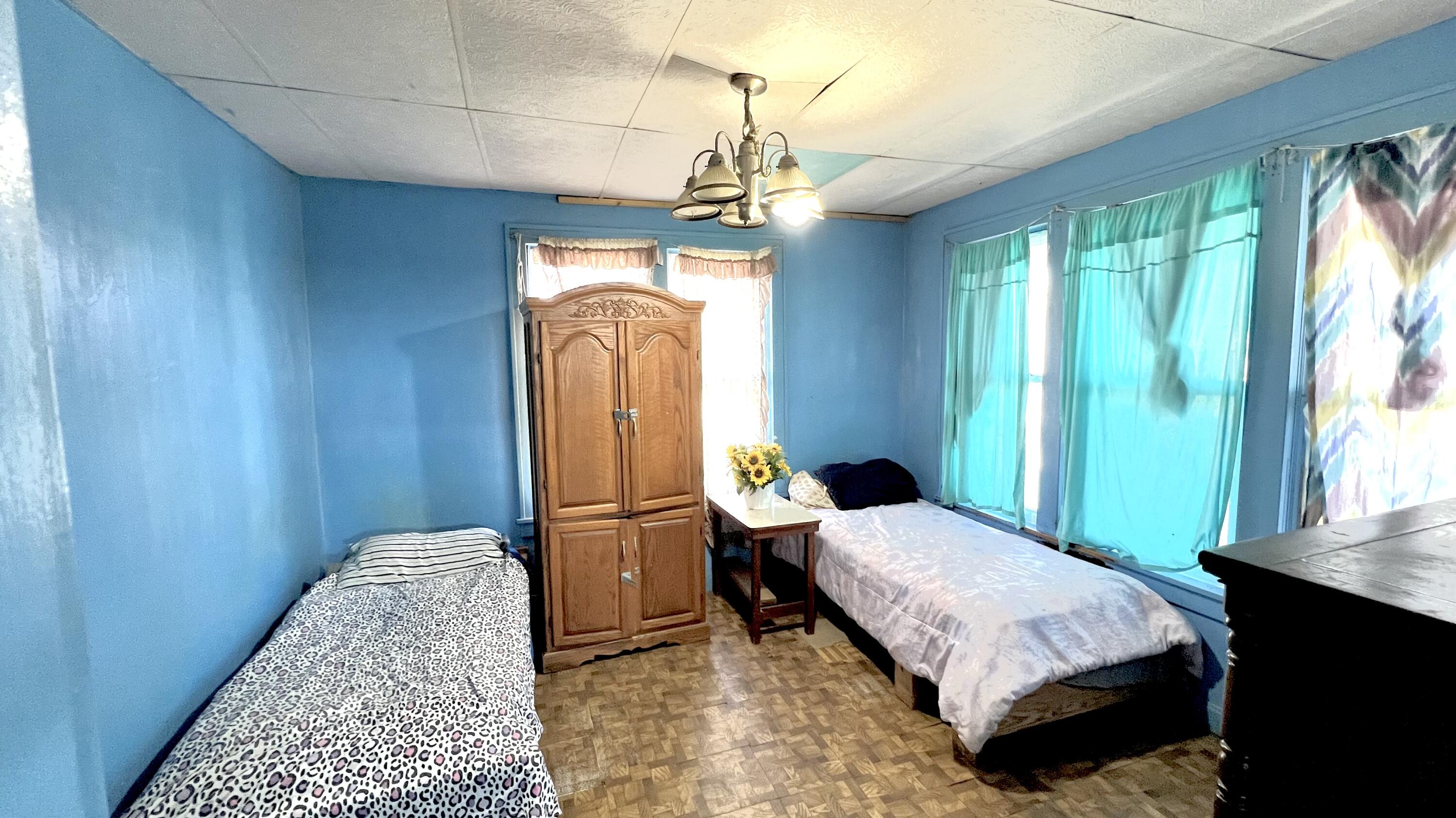 212 North Central Avenue Property Photo 7