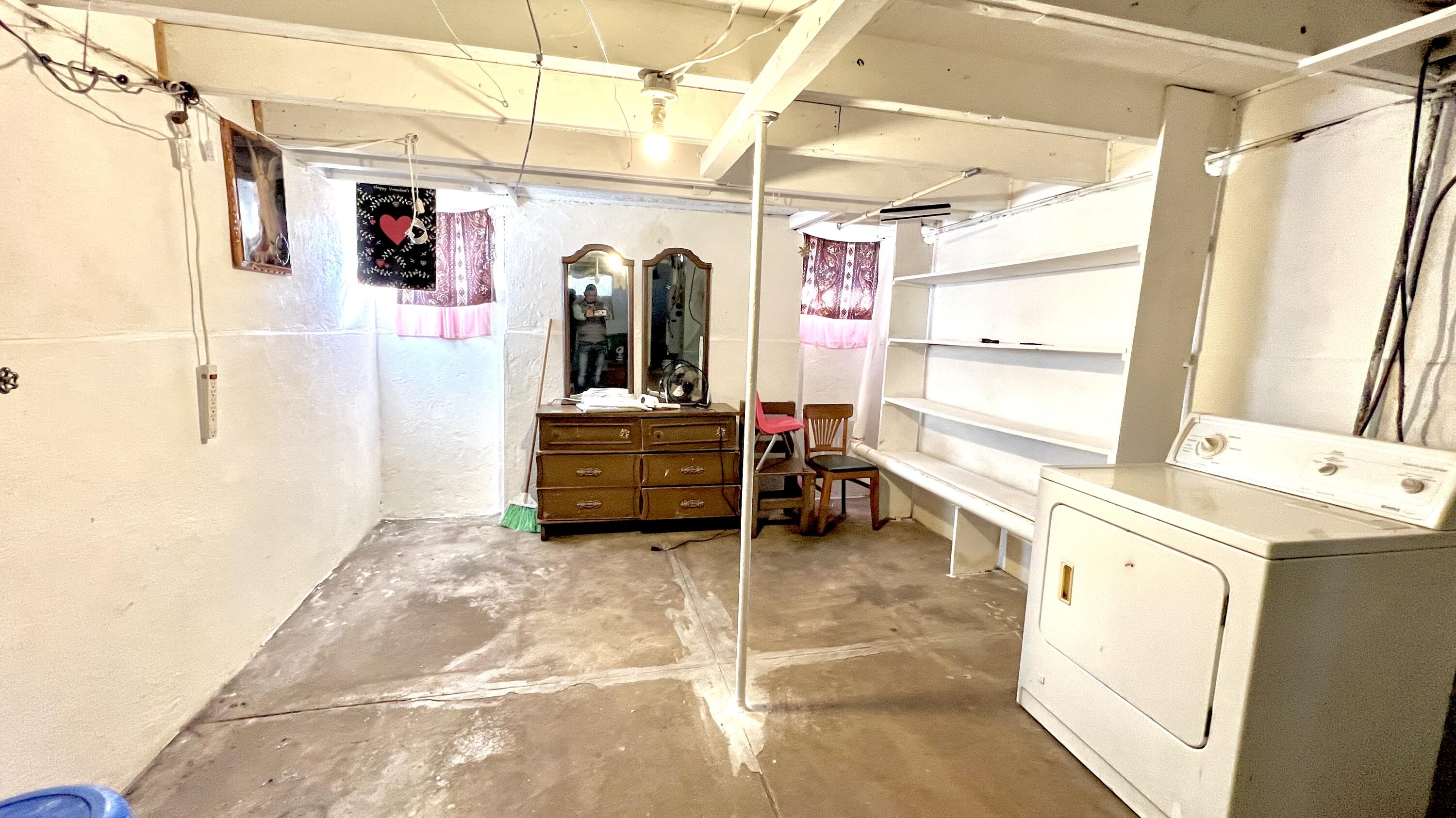 212 North Central Avenue Property Photo 14