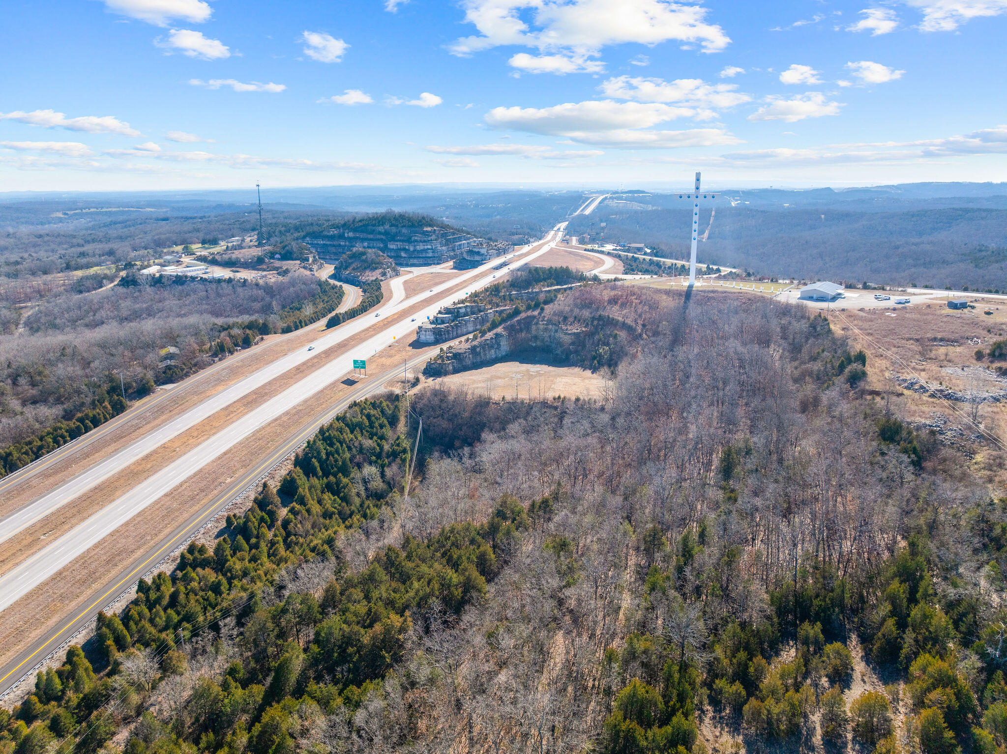 6041 North Us Highway 65 Property Photo 3