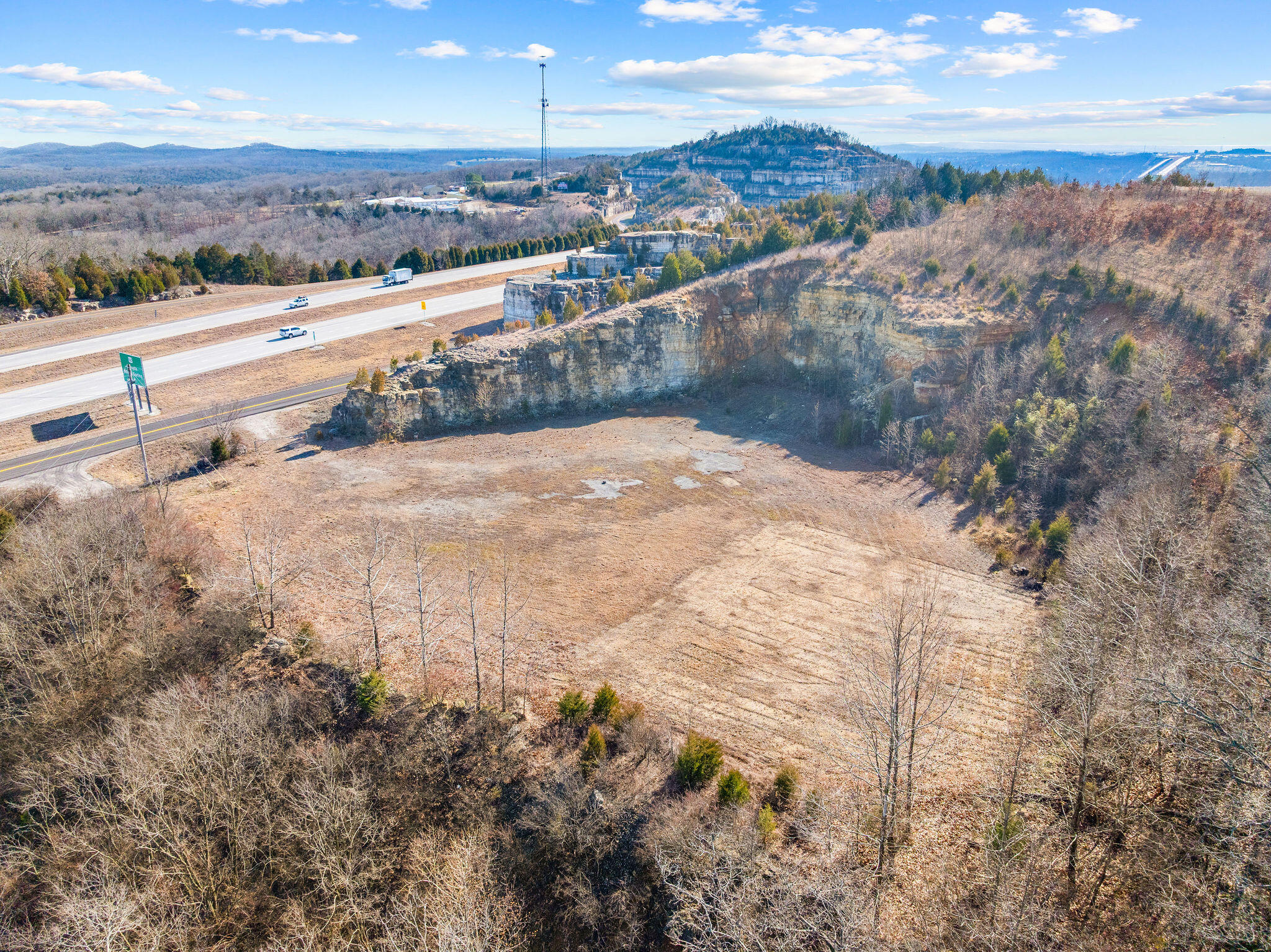 6041 North Us Highway 65 Property Photo 4