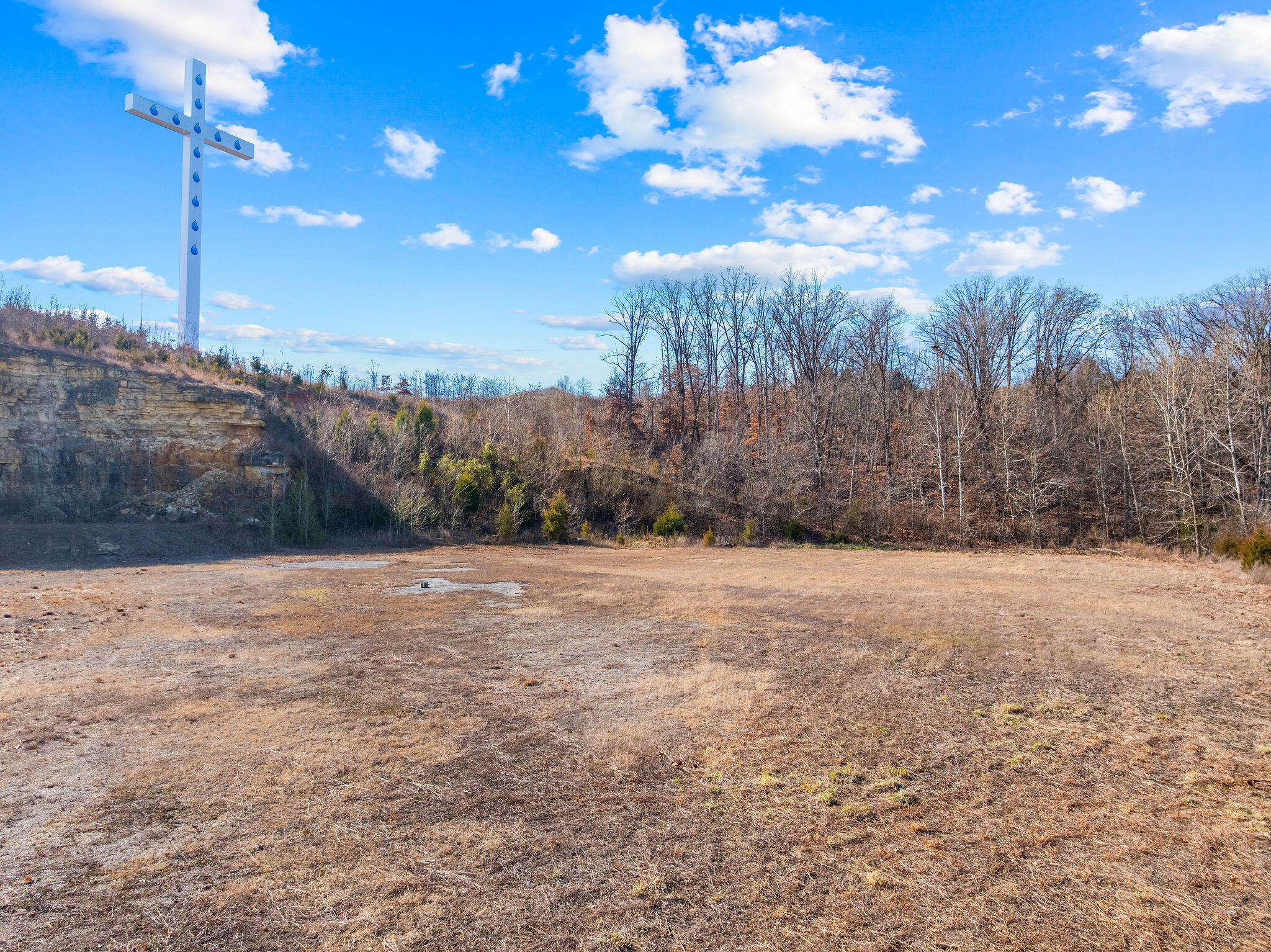 6041 North Us Highway 65 Property Photo 5