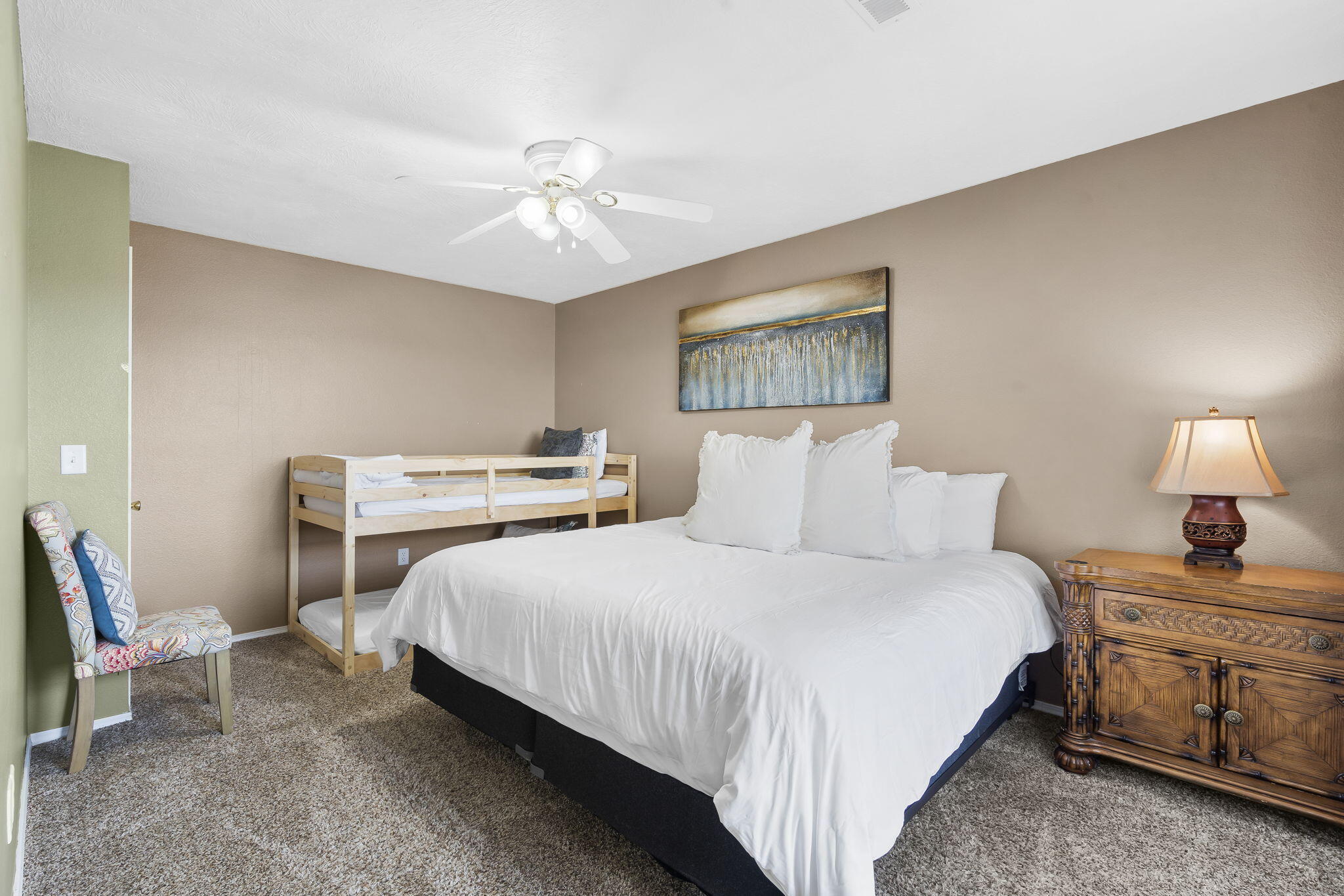 10 Greenview Drive Property Photo 26