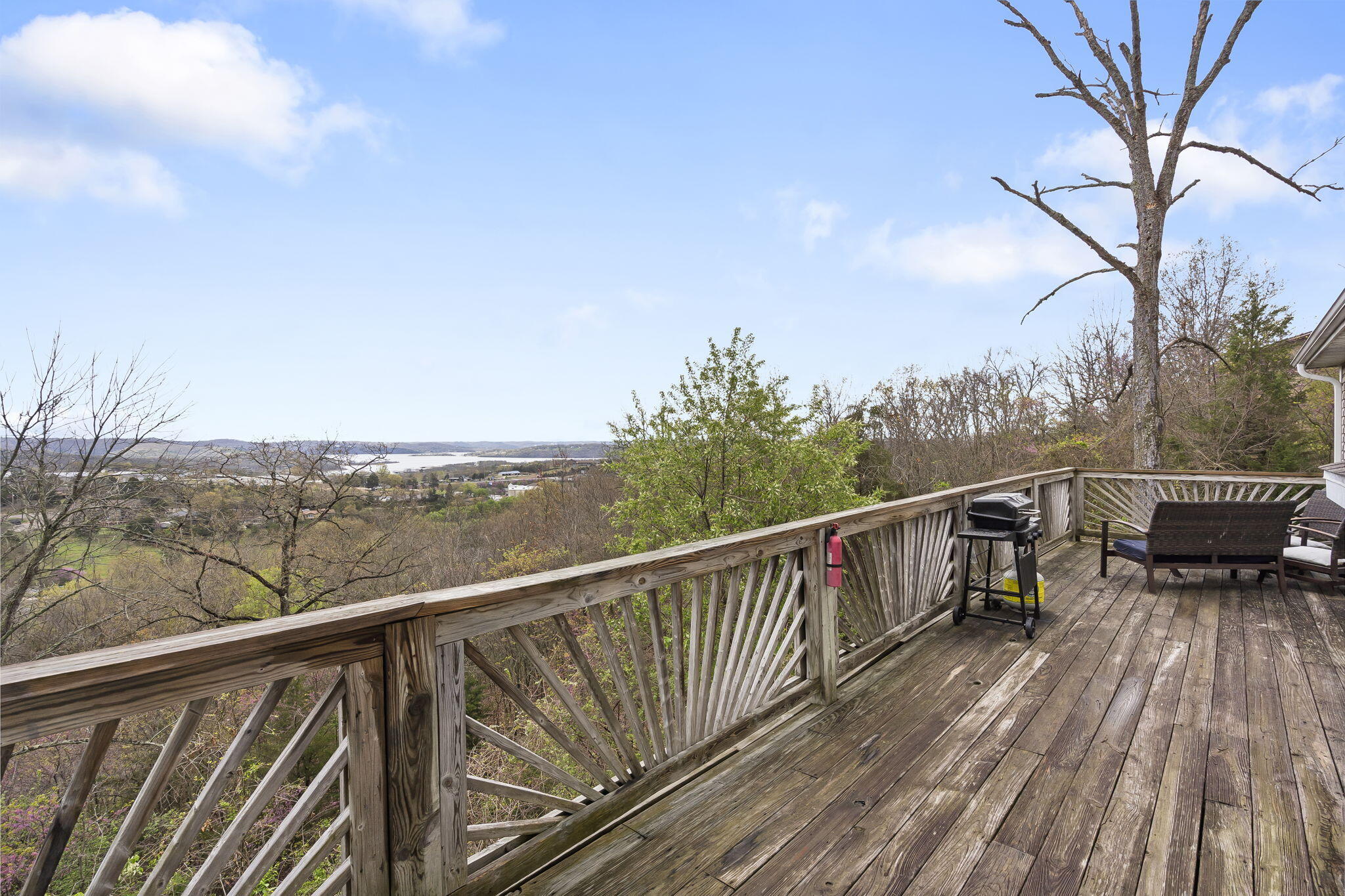10 Greenview Drive Property Photo 28