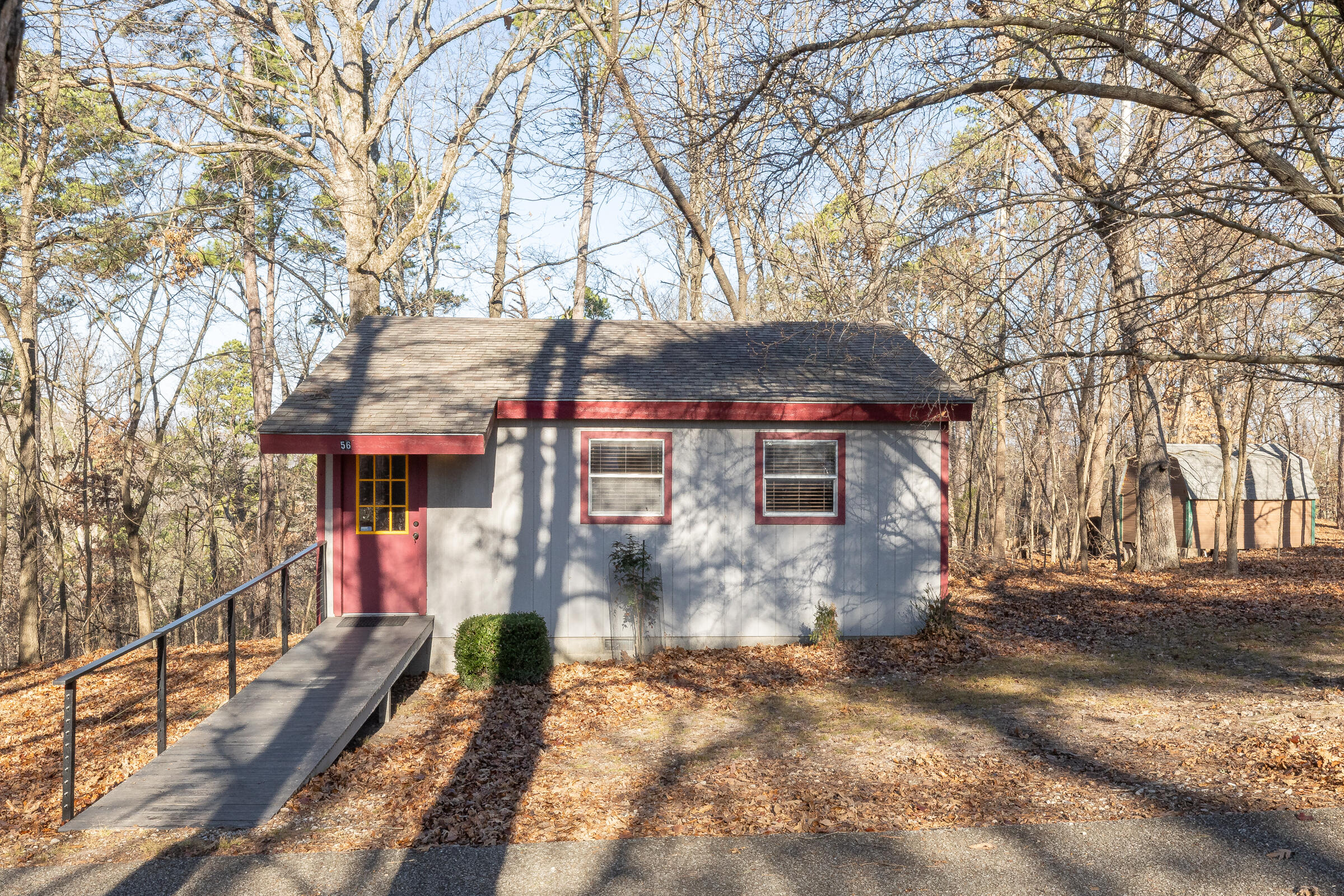56 Thompson Lane Property Photo 3